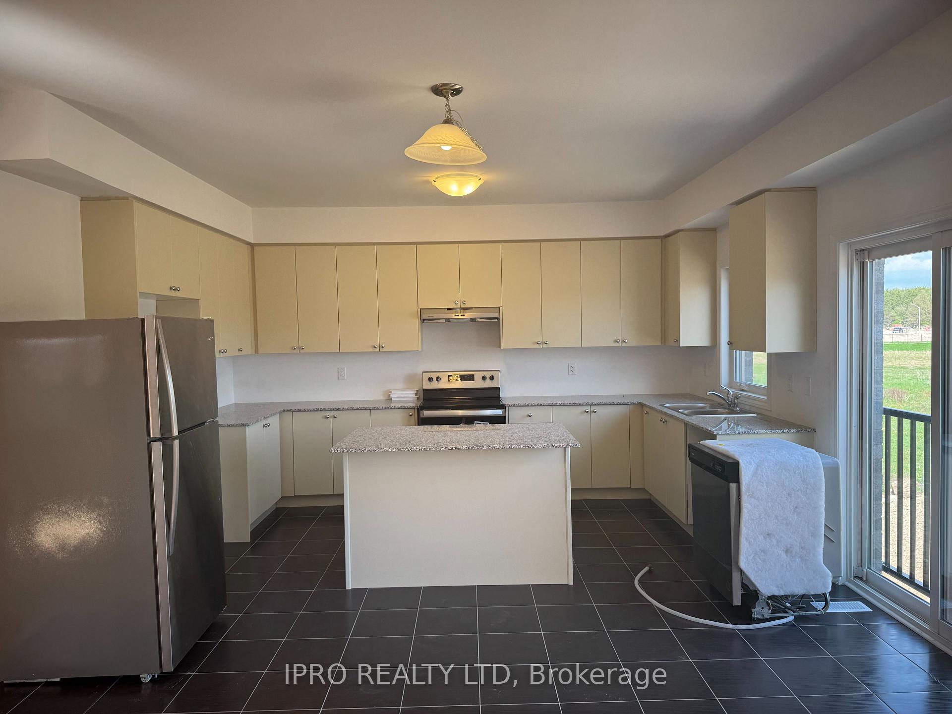 Photo 17 of 111 Morgan Avenue, Southgate — HOMEH