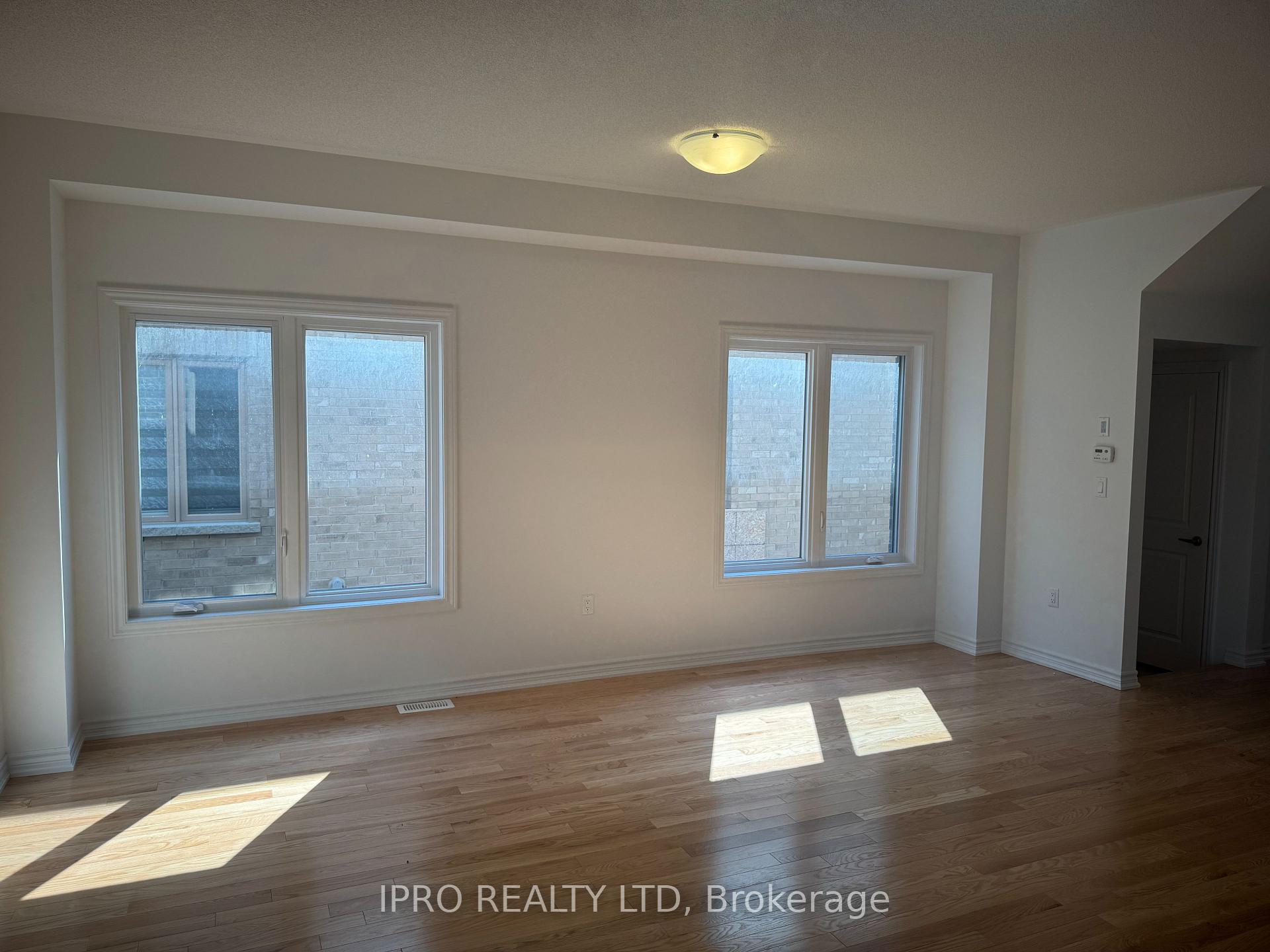 Photo 5 of 111 Morgan Avenue, Southgate — HOMEH