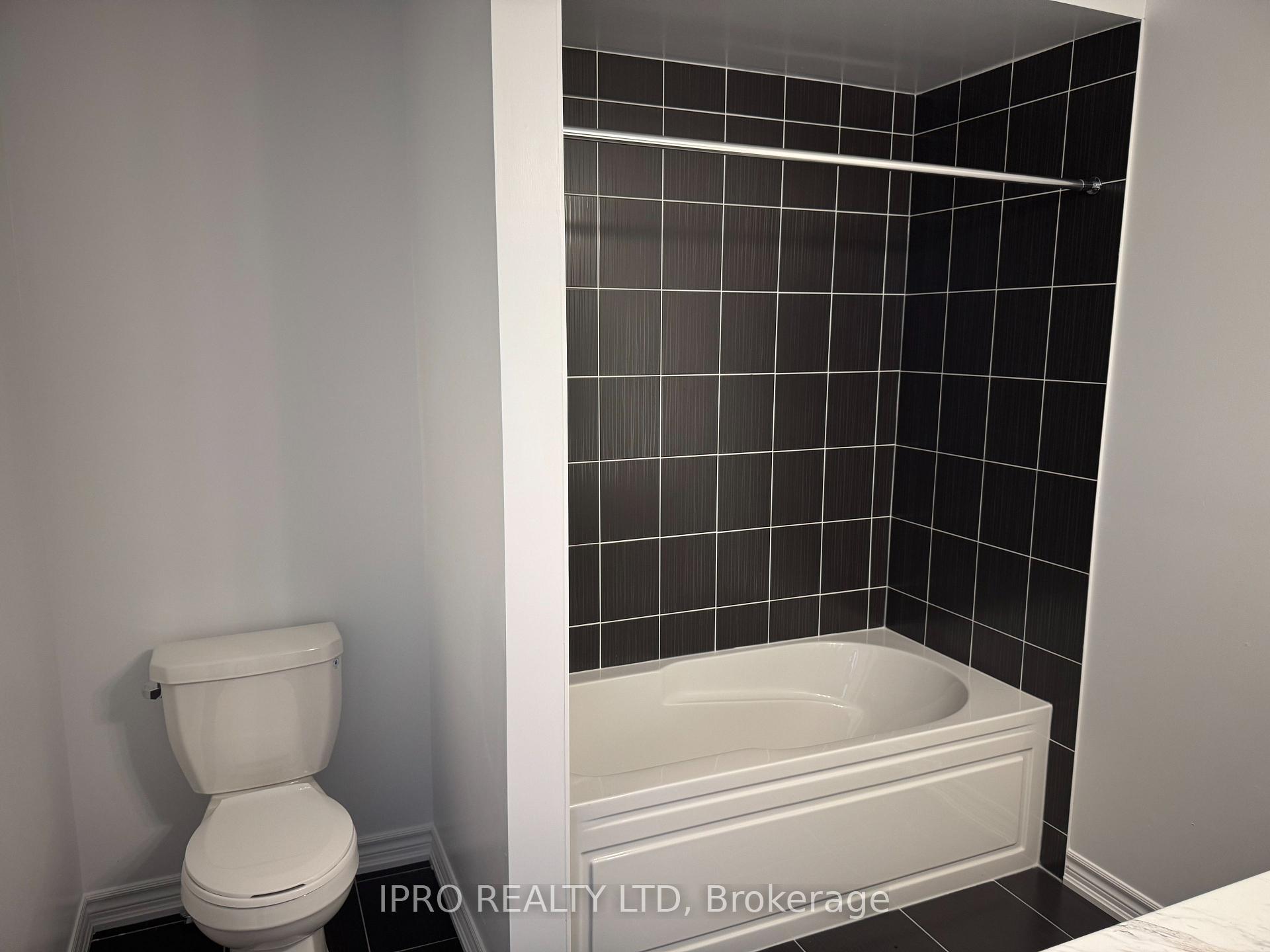 Photo 12 of 111 Morgan Avenue, Southgate — HOMEH