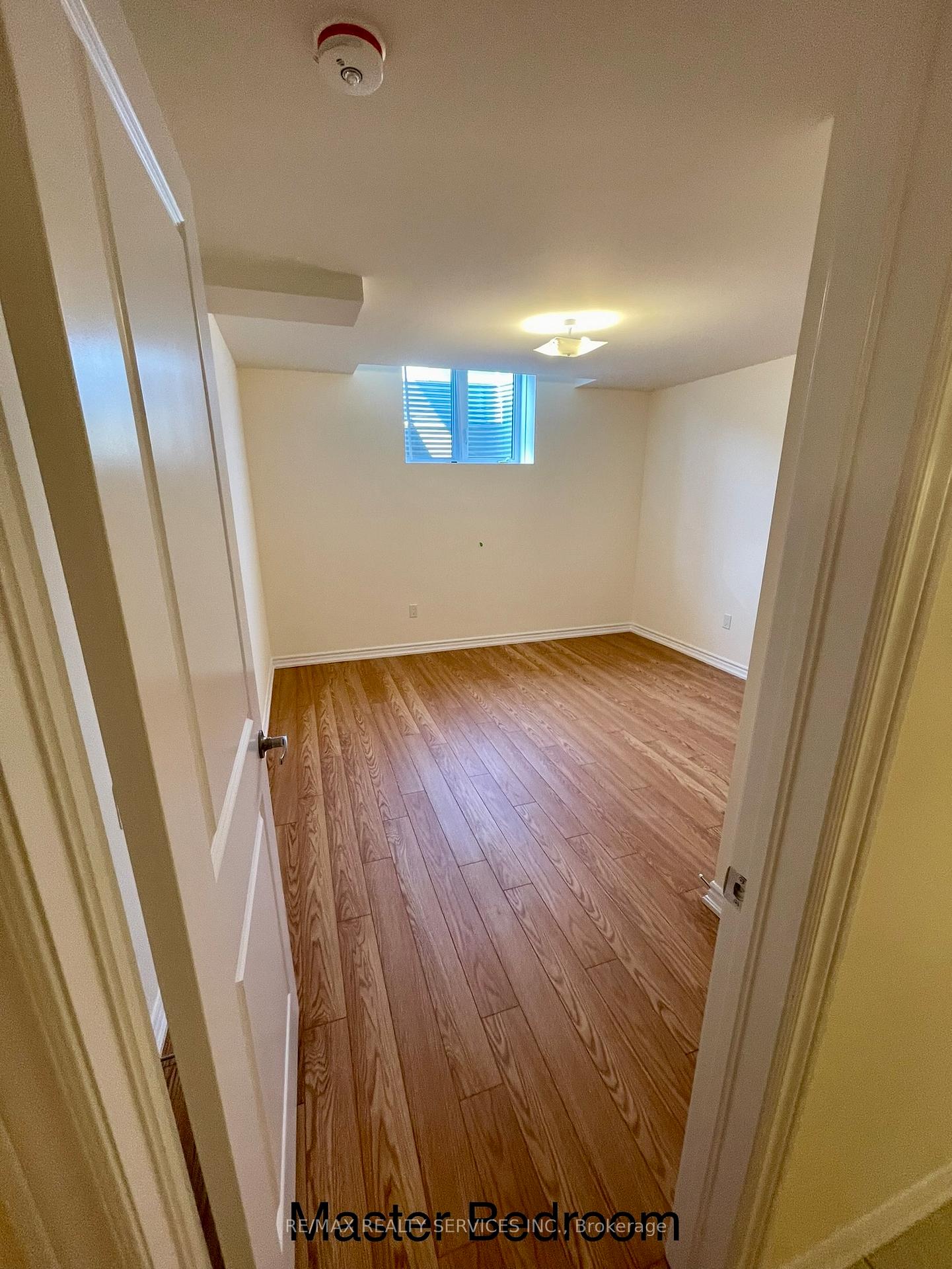 Photo 3 of Unit Unit 1, 10 Bannister Road, Barrie, Rural Barrie Southeast — HOMEH