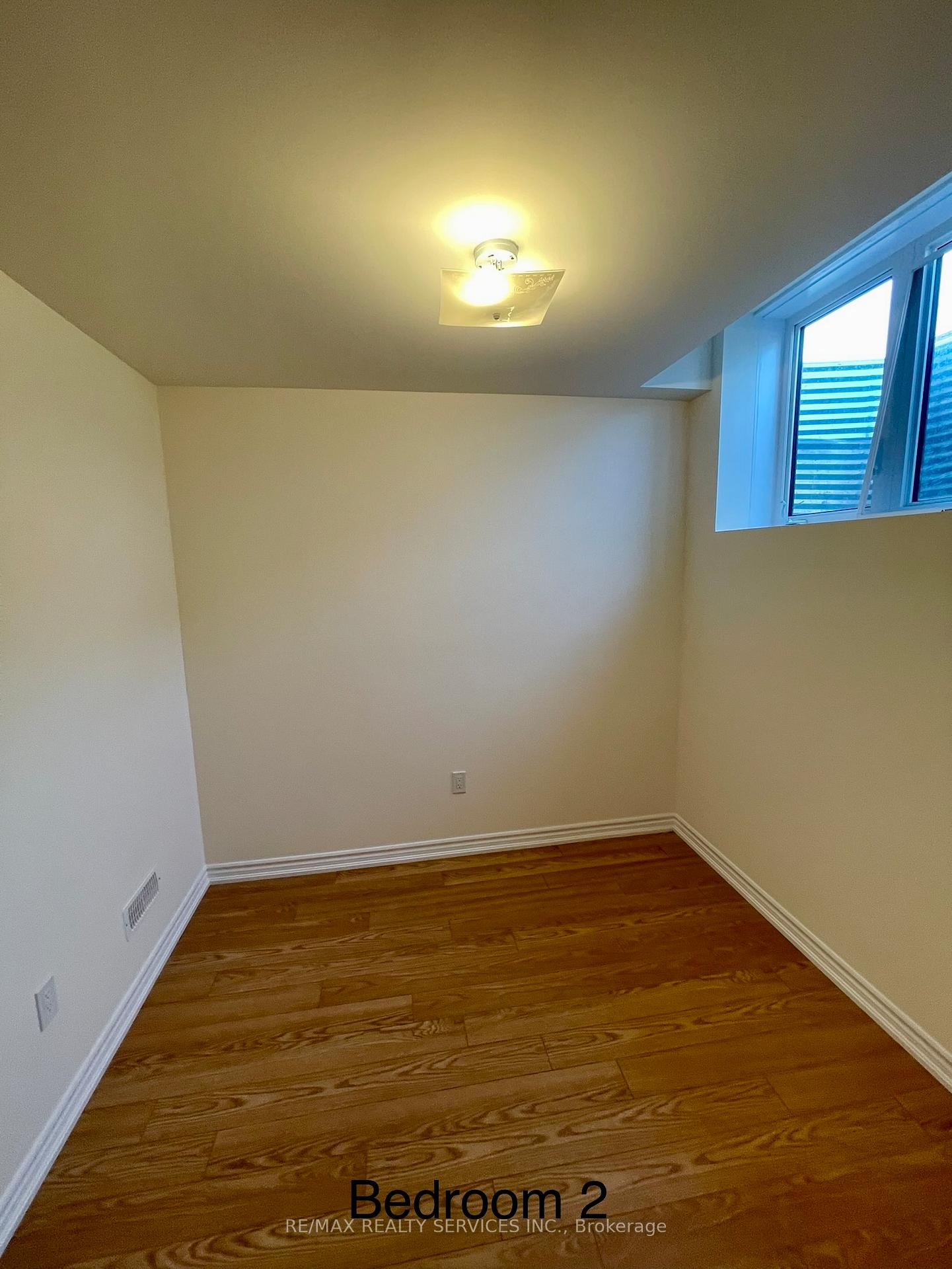 Photo 10 of Unit Unit 1, 10 Bannister Road, Barrie, Rural Barrie Southeast — HOMEH