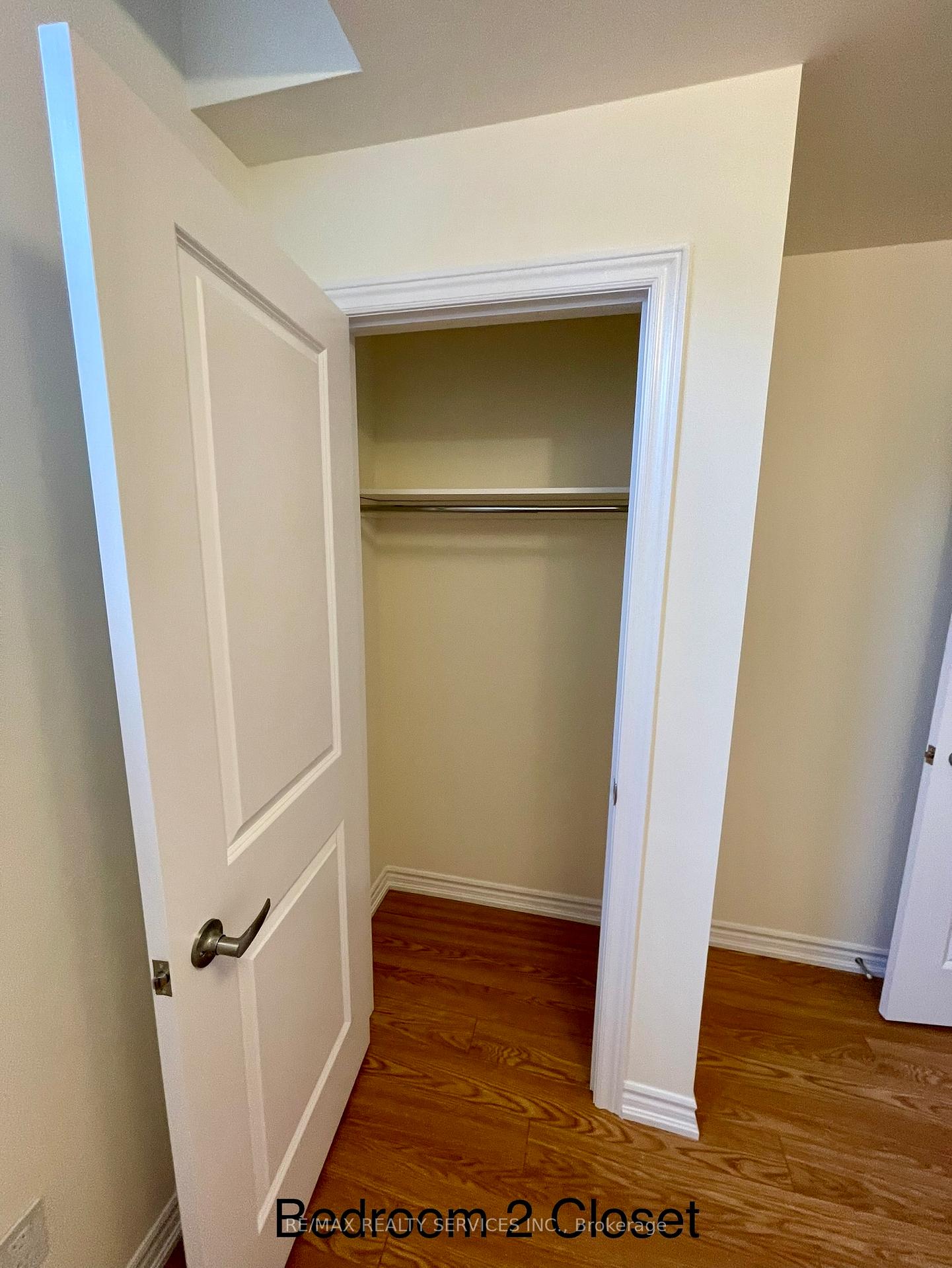 Photo 5 of Unit Unit 1, 10 Bannister Road, Barrie, Rural Barrie Southeast — HOMEH