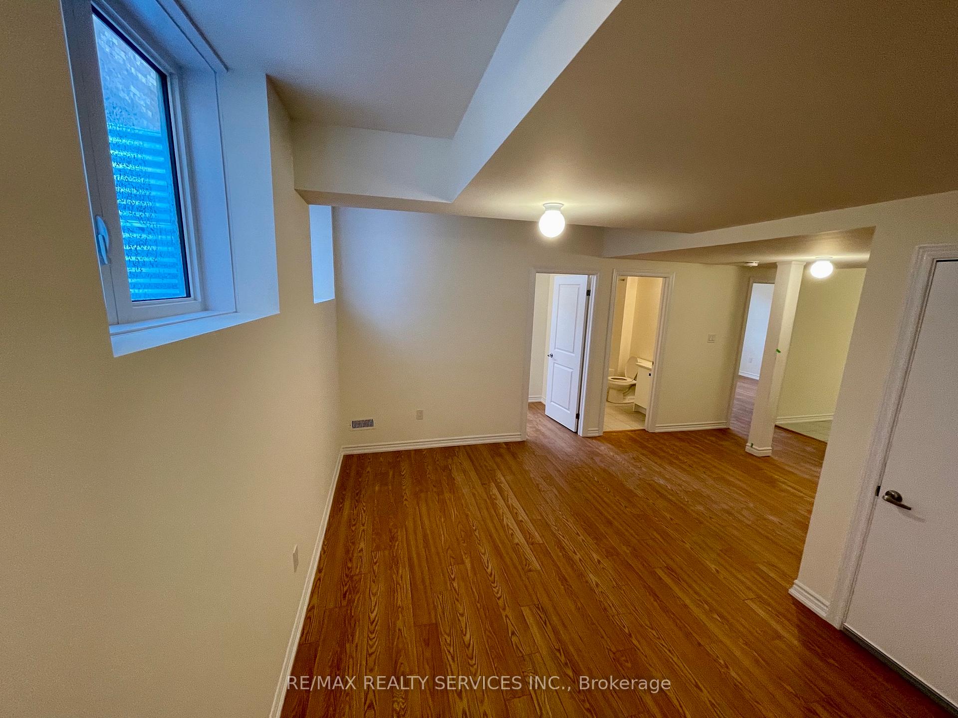 Photo 15 of Unit Unit 1, 10 Bannister Road, Barrie, Rural Barrie Southeast — HOMEH