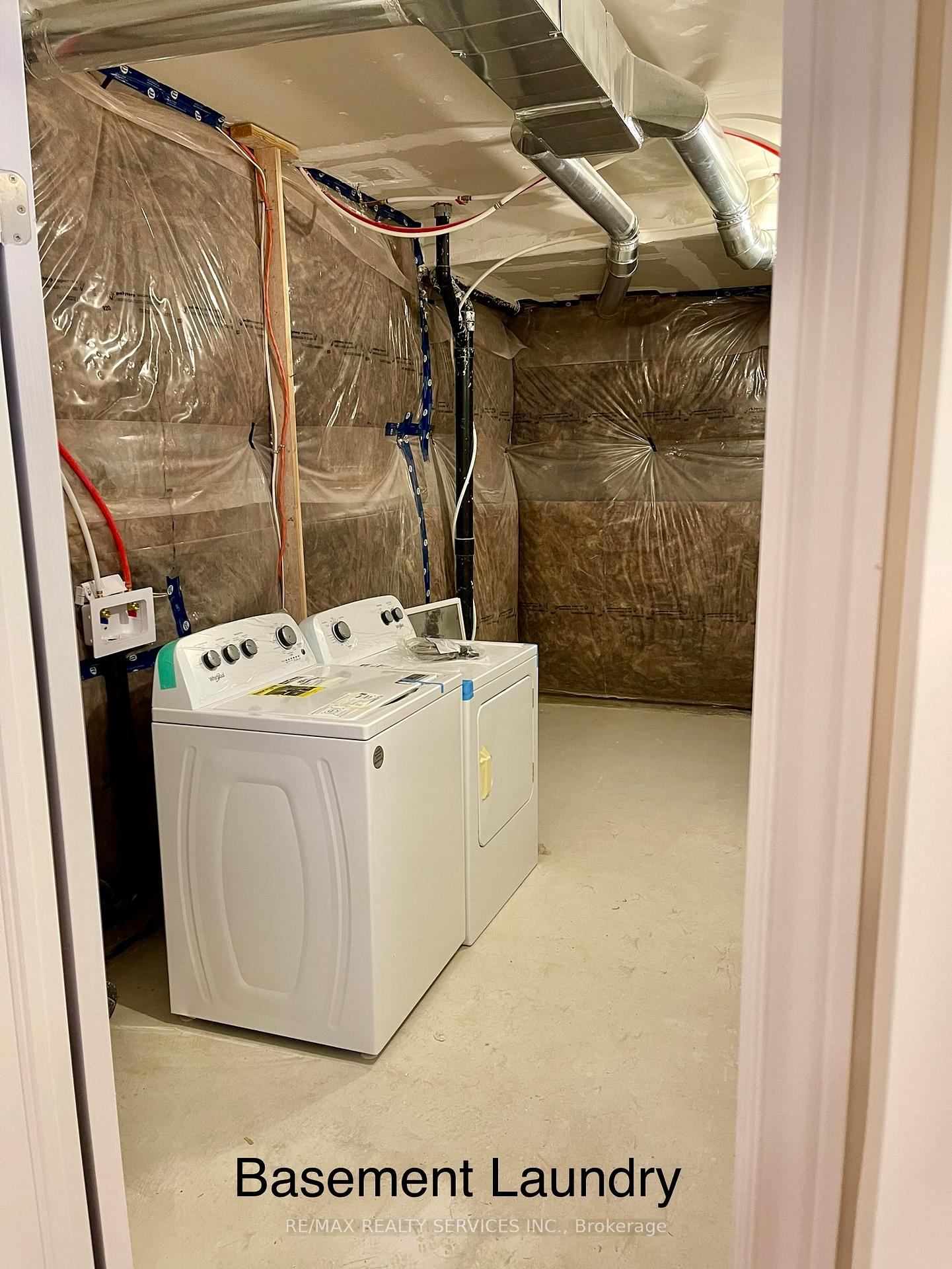 Photo 9 of Unit Unit 1, 10 Bannister Road, Barrie, Rural Barrie Southeast — HOMEH