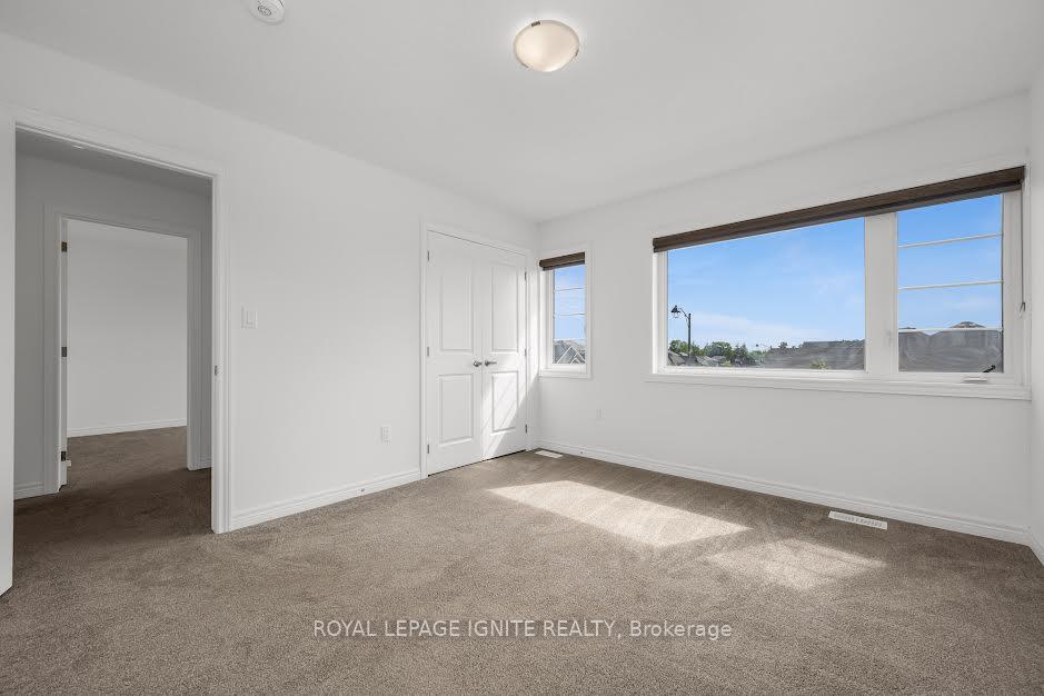 Photo 13 of 81 Tom Brown Drive, Brant, Paris — HOMEH