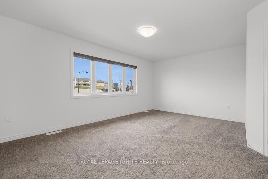 Photo 18 of 81 Tom Brown Drive, Brant, Paris — HOMEH