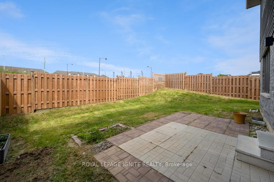 Photo 19 of 81 Tom Brown Drive, Brant, Paris — HOMEH