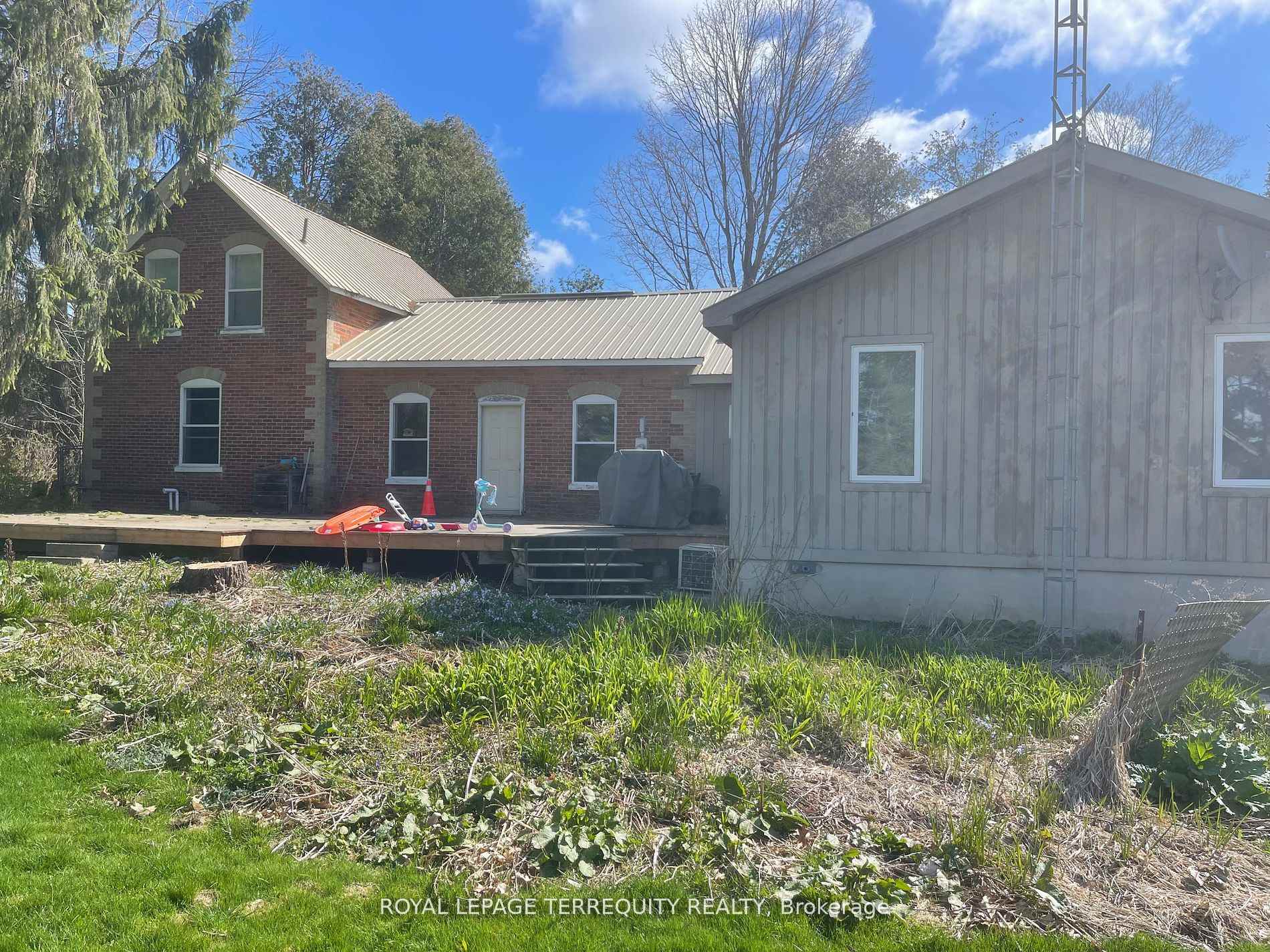 Photo 10 of 1115 Myrtle Road W, Whitby, Rural Whitby — HOMEH