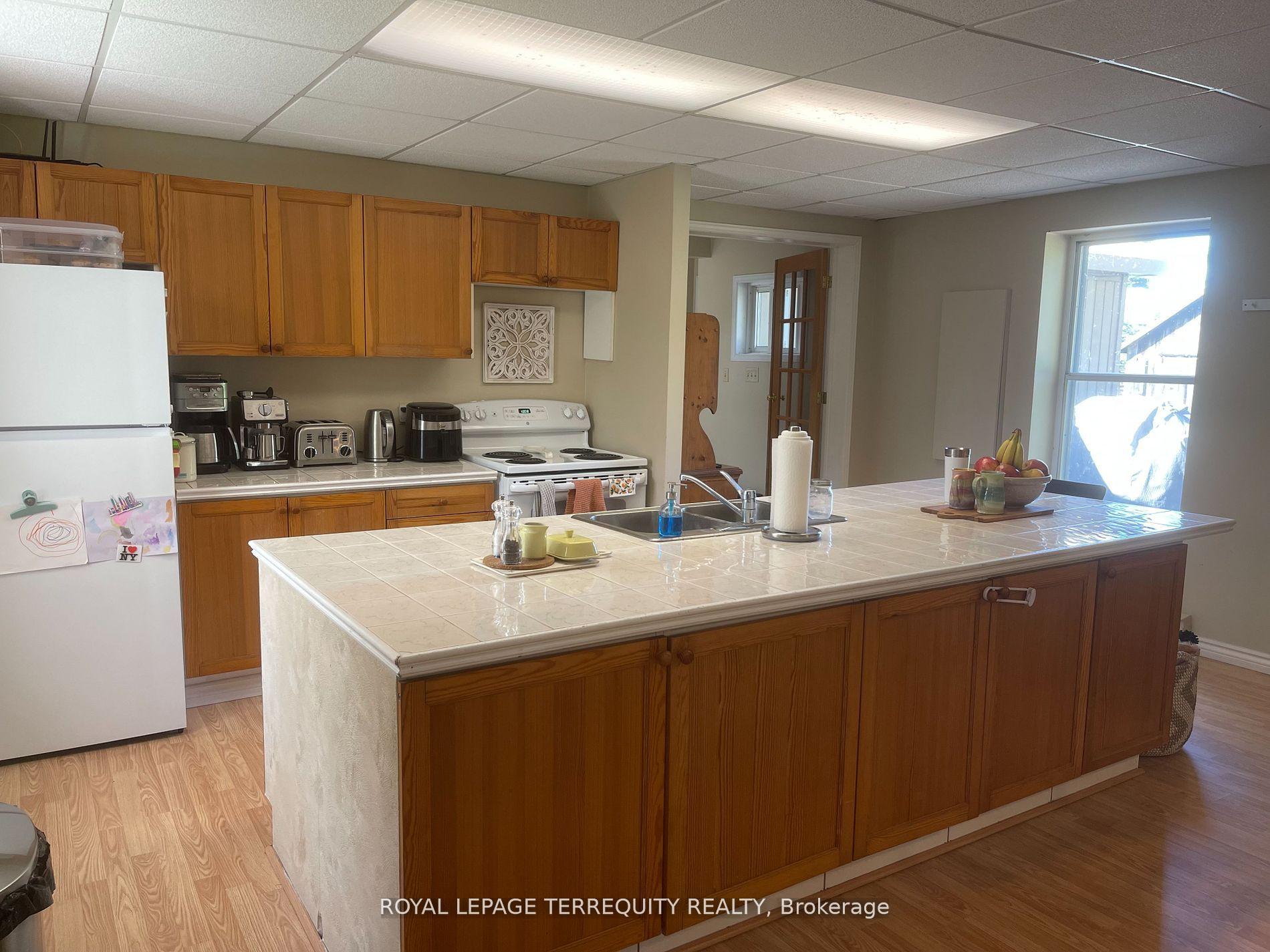Photo 3 of 1115 Myrtle Road W, Whitby, Rural Whitby — HOMEH