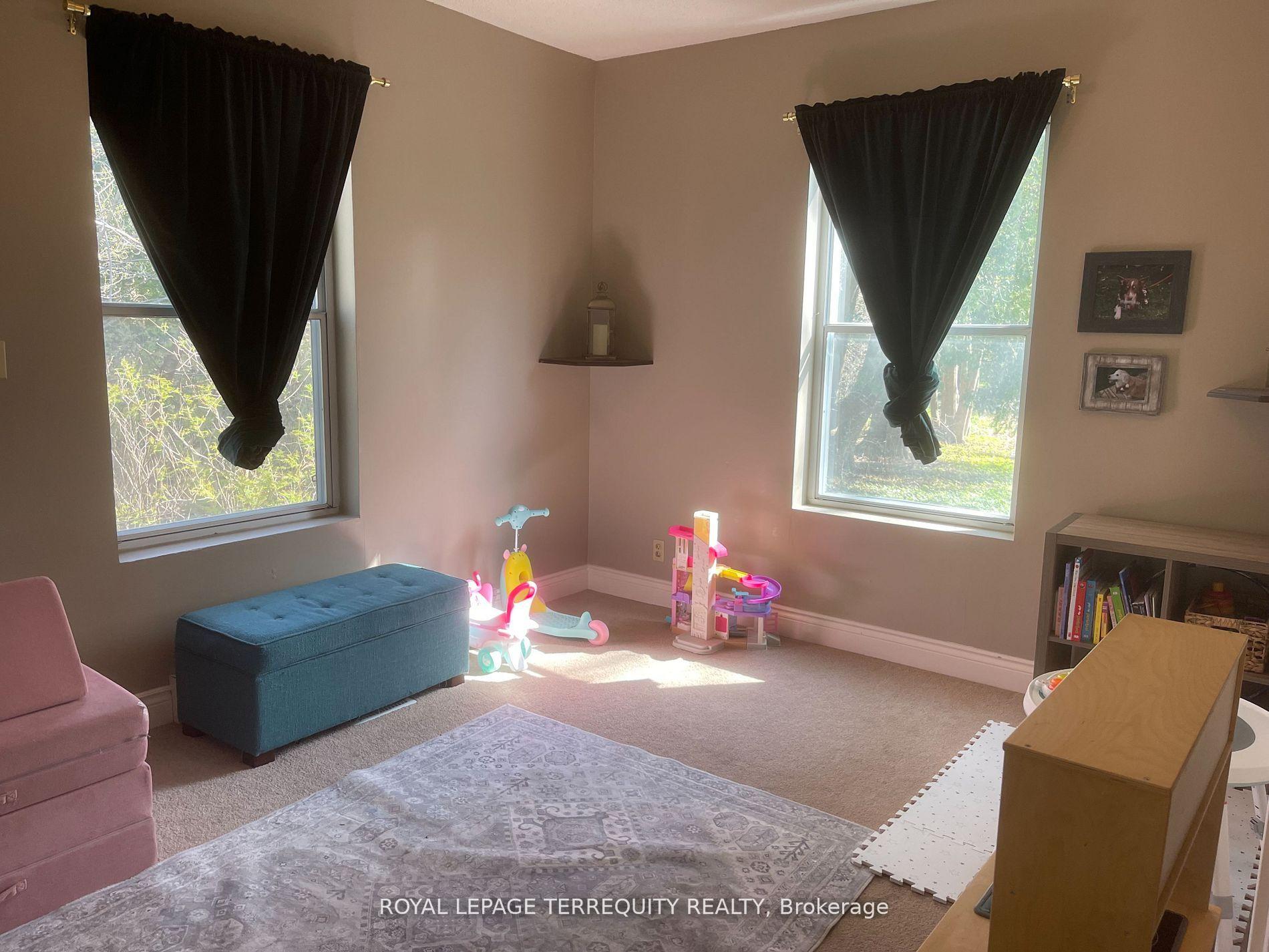 Photo 9 of 1115 Myrtle Road W, Whitby, Rural Whitby — HOMEH