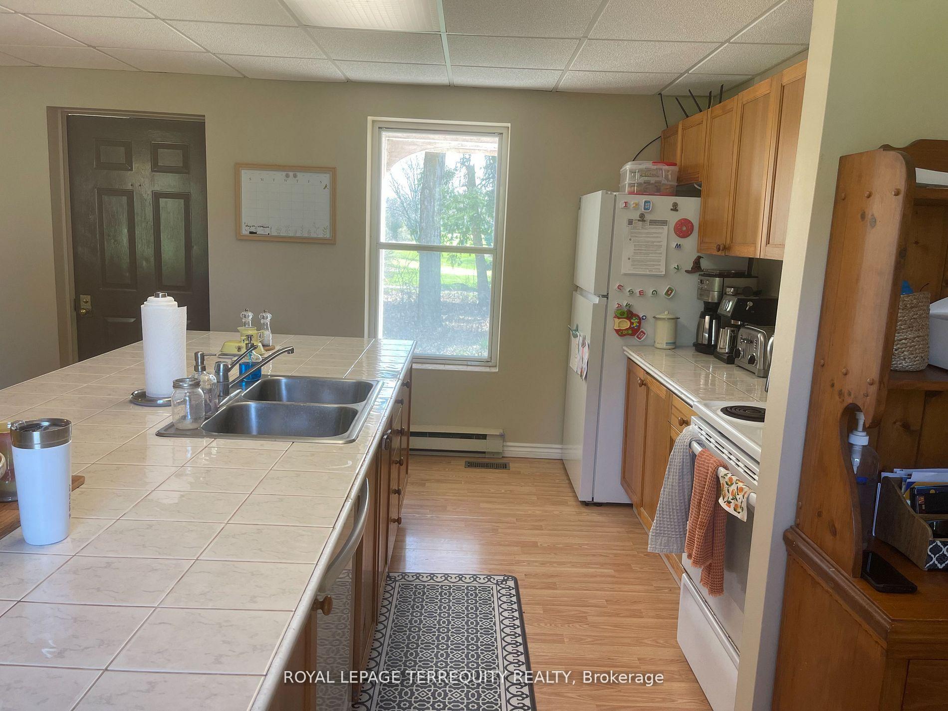 Photo 8 of 1115 Myrtle Road W, Whitby, Rural Whitby — HOMEH