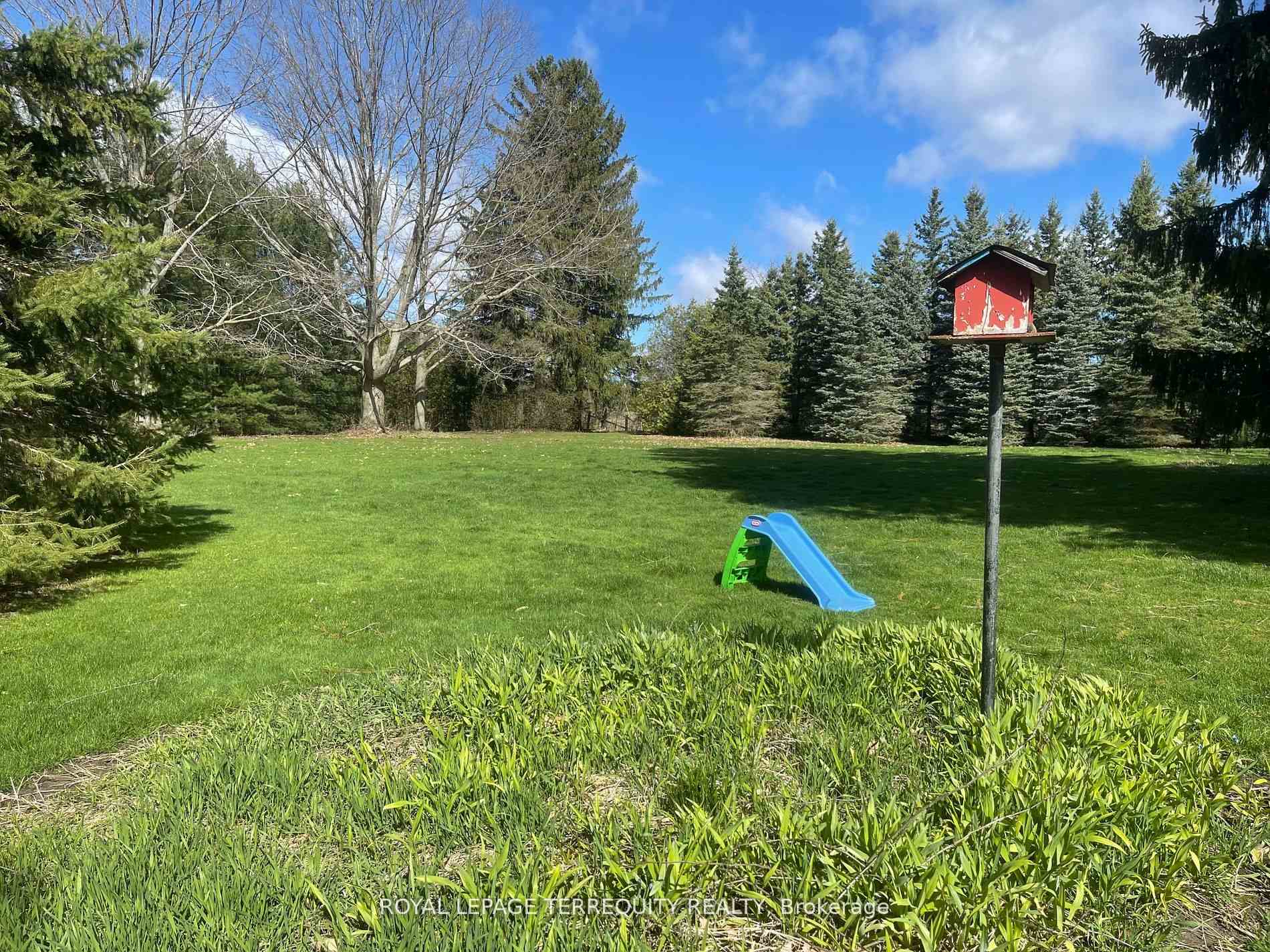 Photo 13 of 1115 Myrtle Road W, Whitby, Rural Whitby — HOMEH