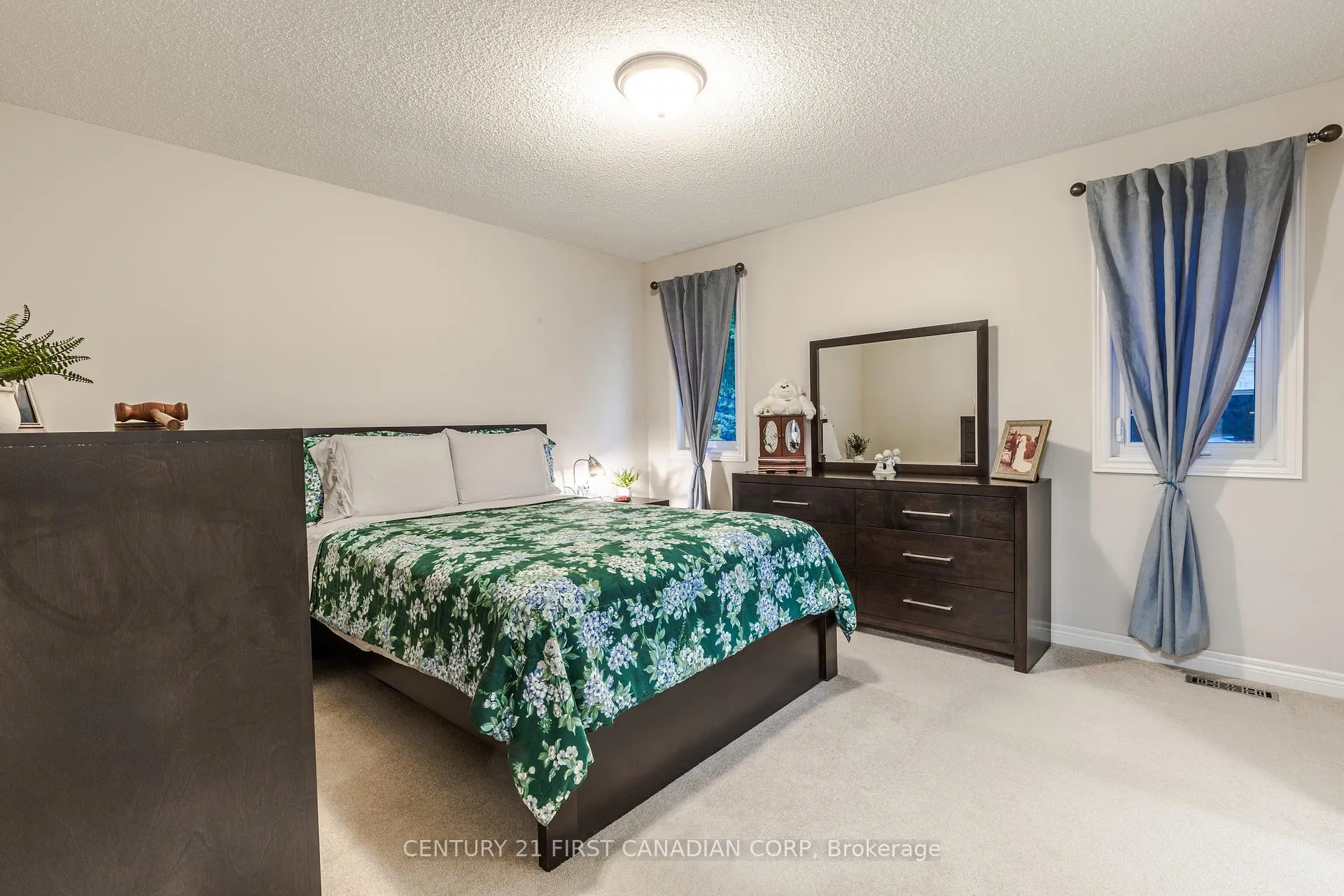 Photo 13 of Unit 18, 20 Windemere Place, St. Thomas — HOMEH