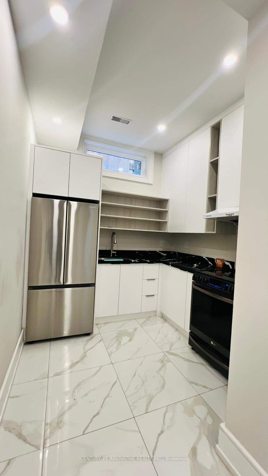 Front of Unit BSMT, 10 Whitecap Boulevard N