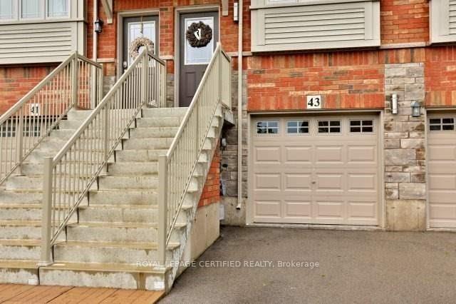 Photo 9 of 43 Edenrock Drive, Hamilton, Stoney Creek — HOMEH