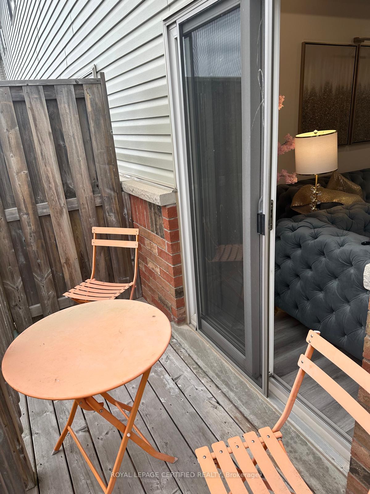 Photo 10 of 43 Edenrock Drive, Hamilton, Stoney Creek — HOMEH