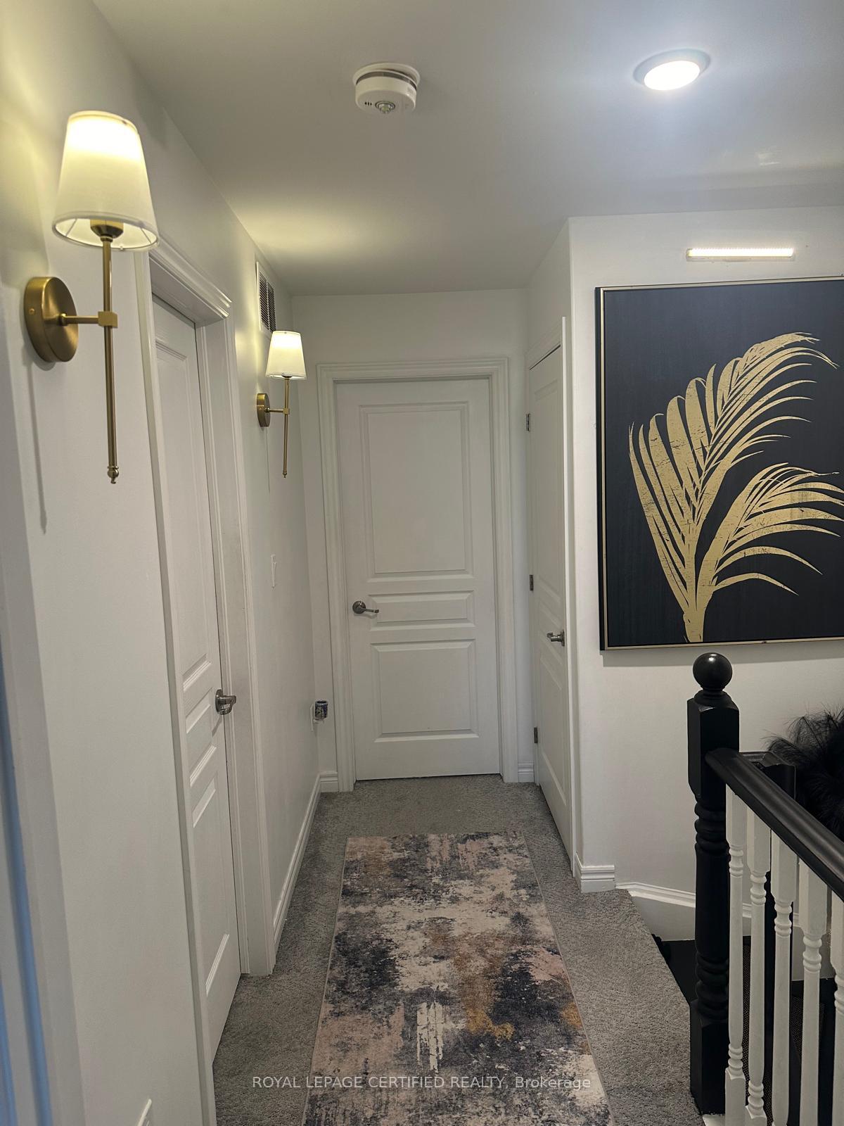Photo 23 of 43 Edenrock Drive, Hamilton, Stoney Creek — HOMEH