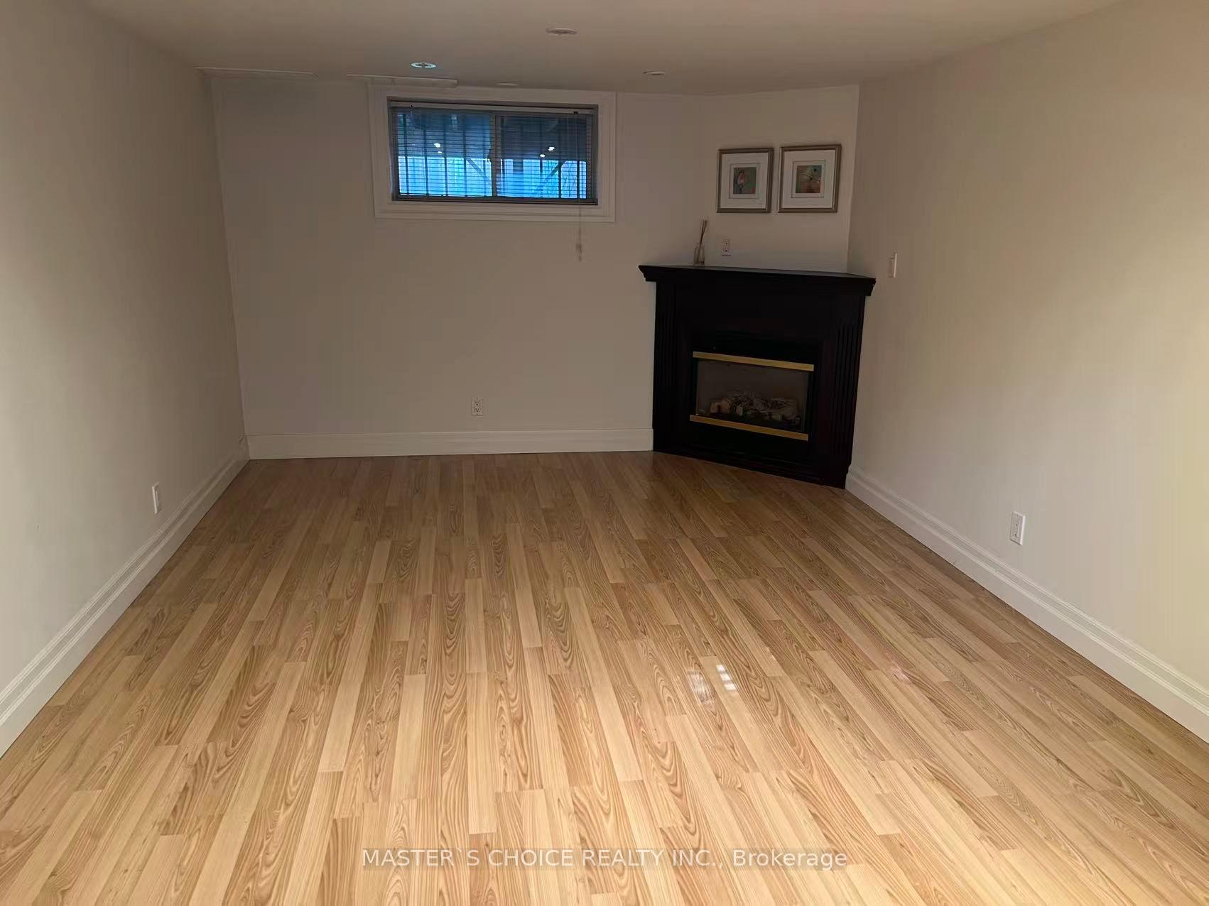 Photo 4 of 136 Chatsworth Drive, Toronto, Lawrence Park South — HOMEH