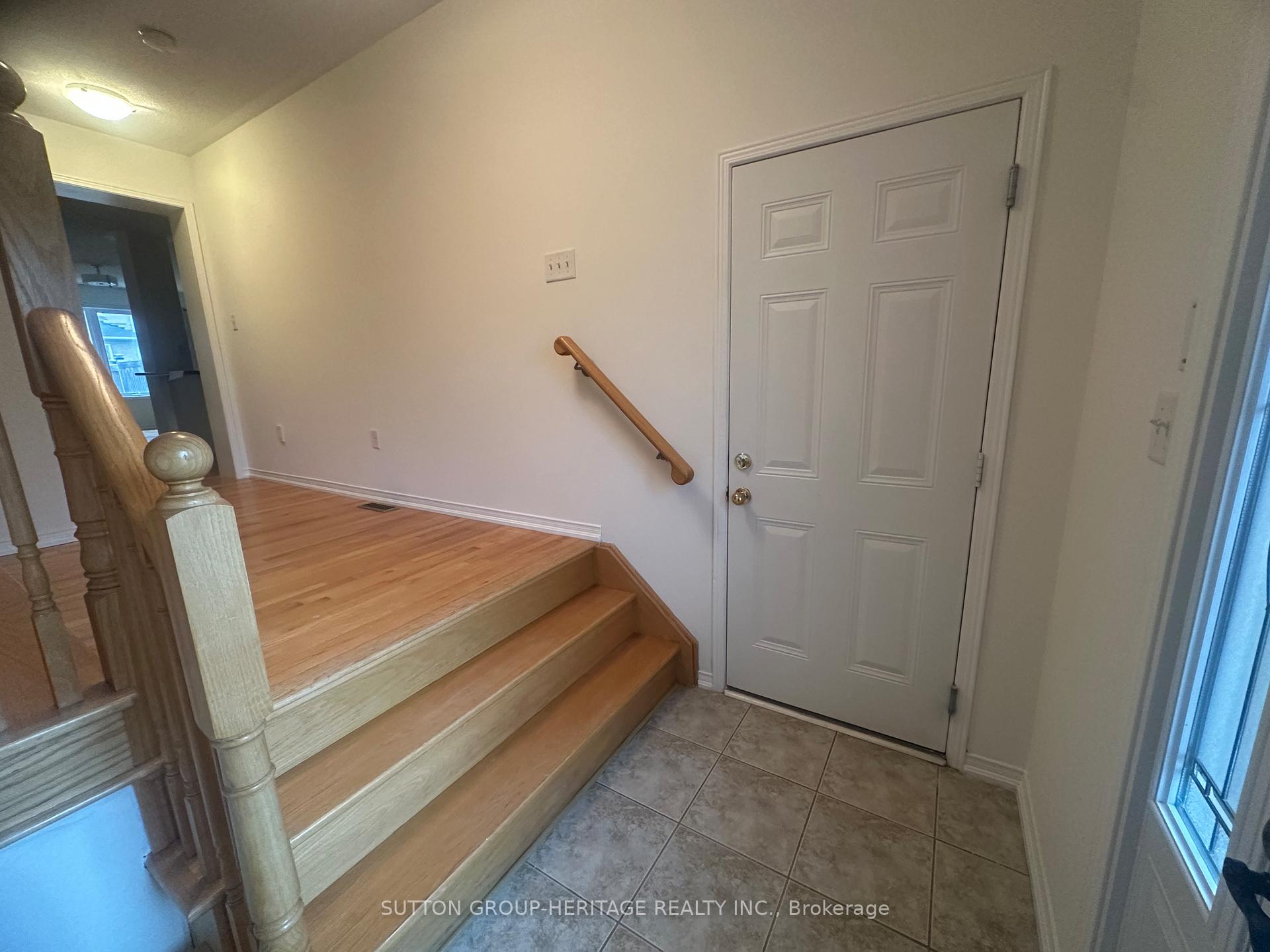 Photo 9 of 4 Summerside Avenue, Whitby, Taunton North — HOMEH
