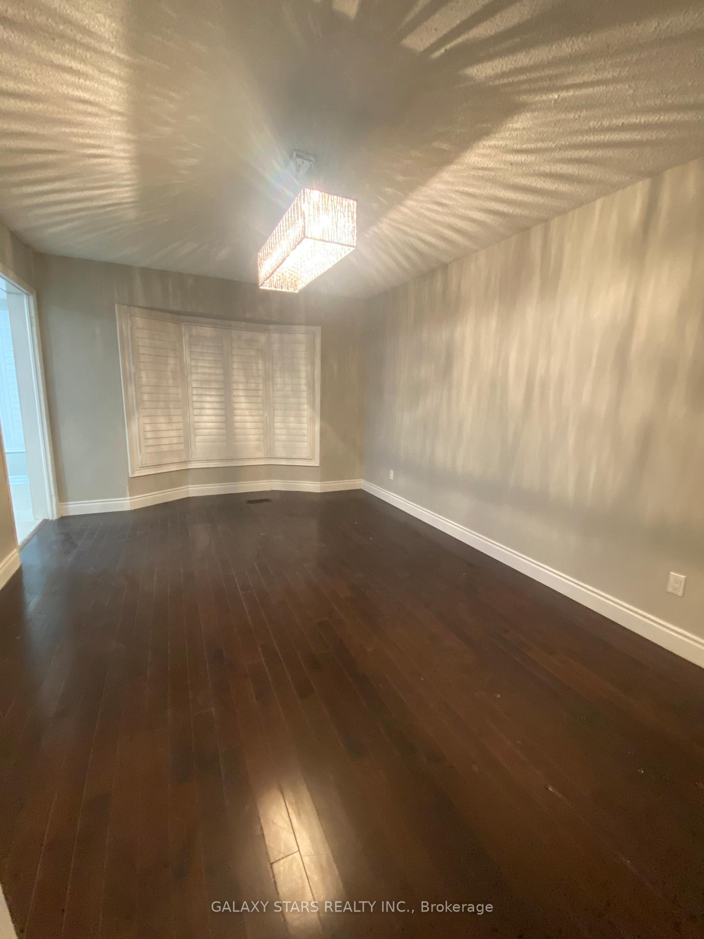 Photo 19 of 11 Chatsworth Crescent, Whitby, Rolling Acres — HOMEH