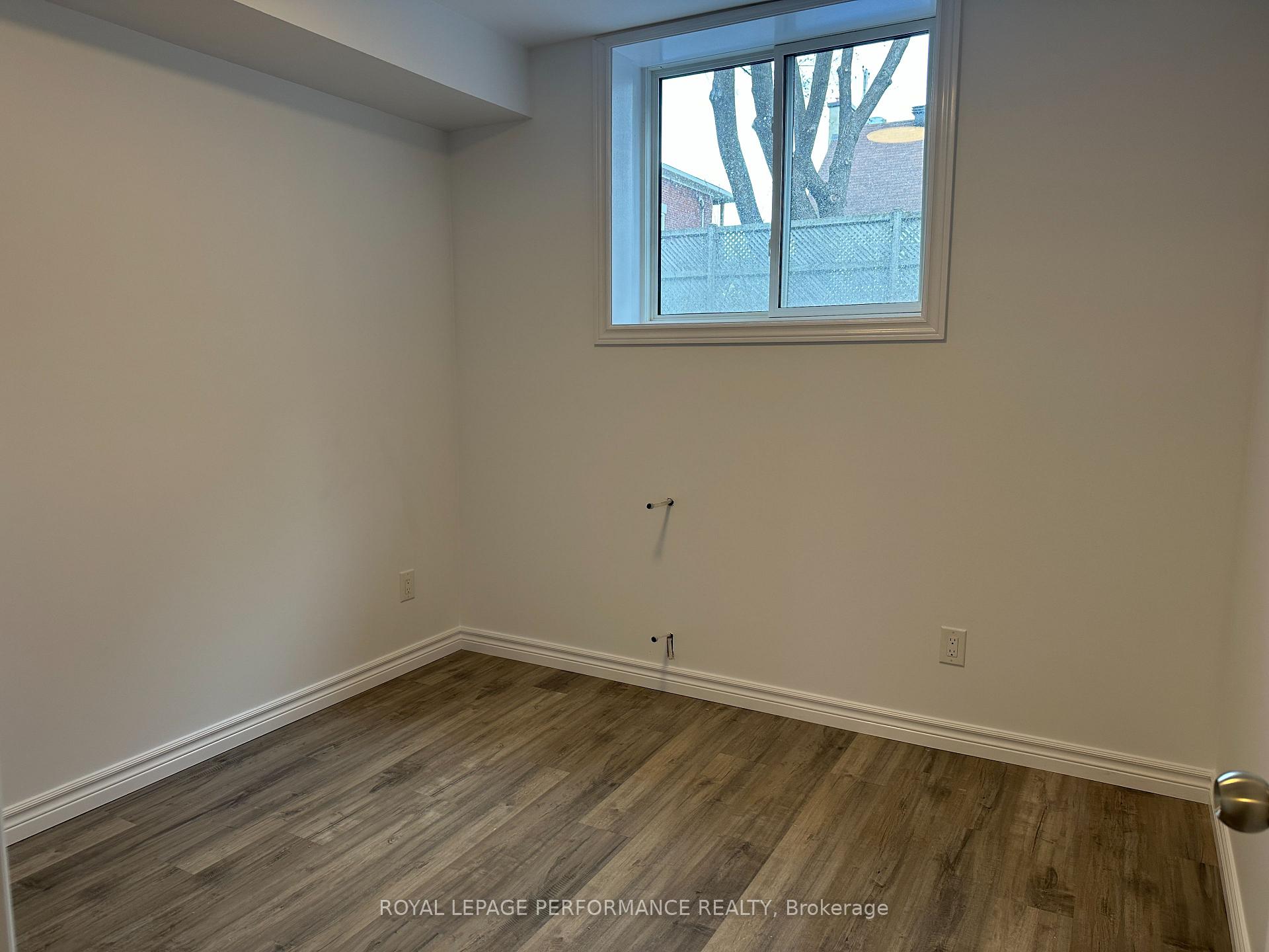 Photo 3 of Unit Unit 3, 145 Prince Albert Street, Ottawa, Overbrook/Castle Heights — HOMEH