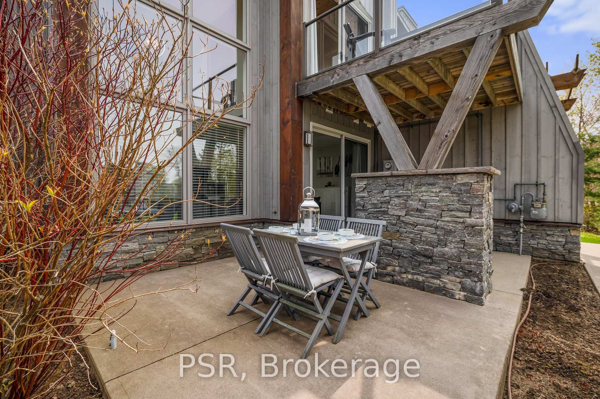 Photo 10 of 44 Carrick Trail, Gravenhurst, Muskoka (S) — HOMEH