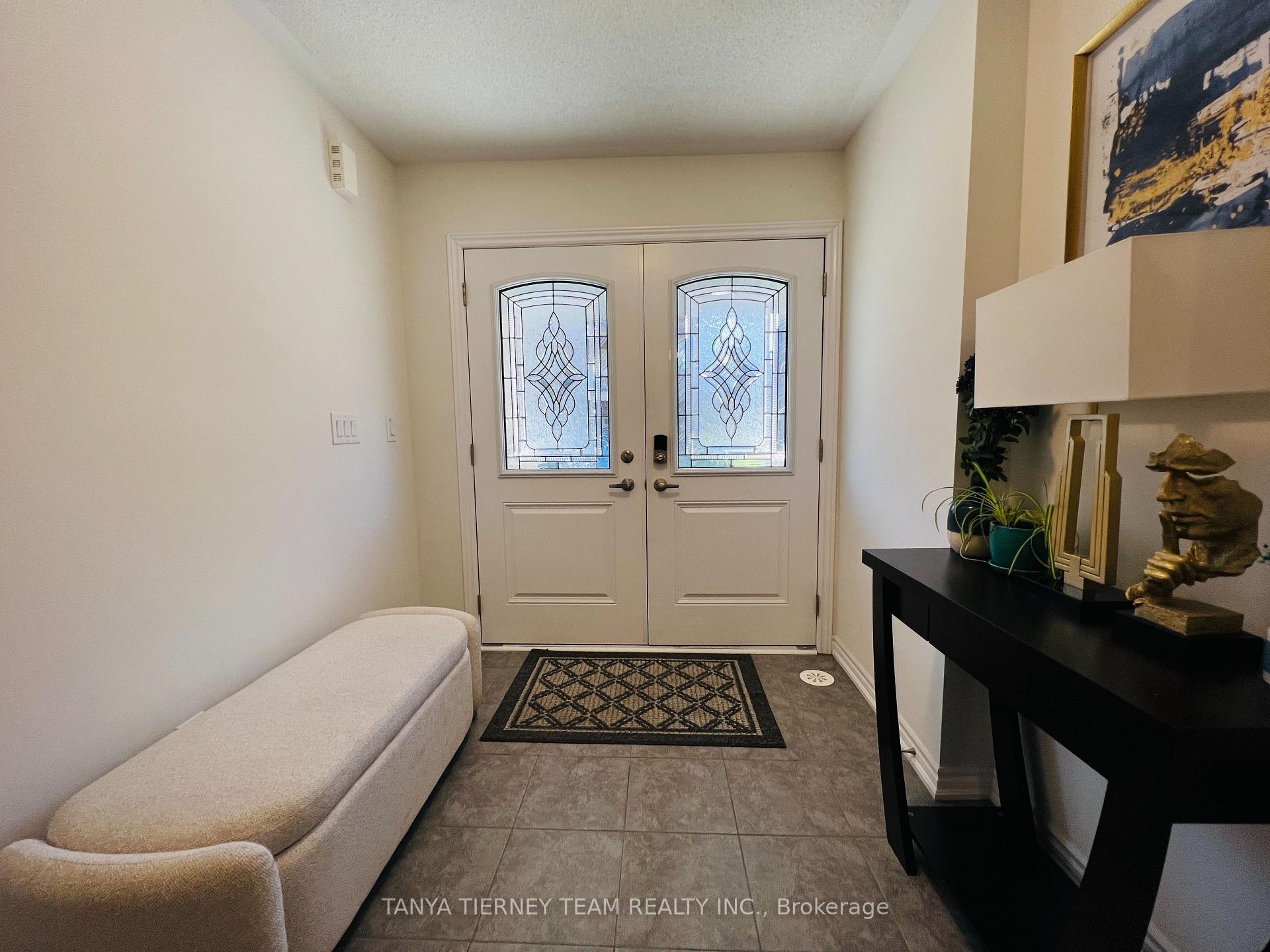 Photo 15 of 54 Porcelain Way, Whitby, Rolling Acres — HOMEH