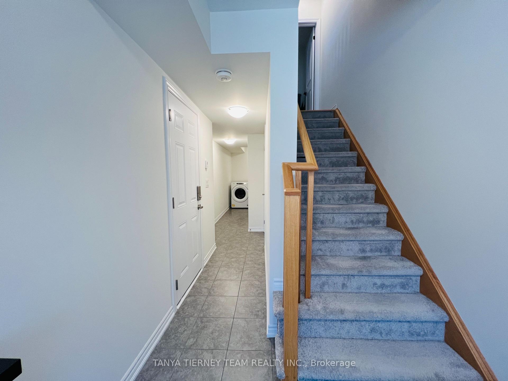 Photo 6 of 54 Porcelain Way, Whitby, Rolling Acres — HOMEH