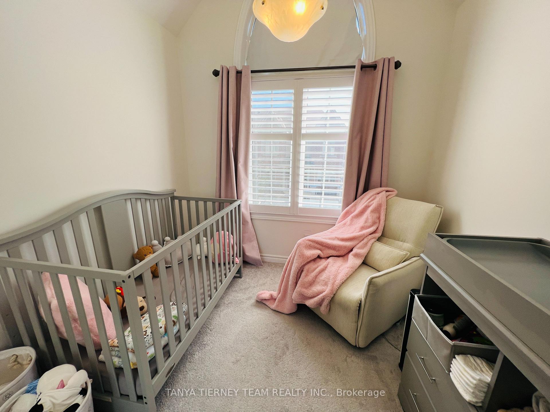 Photo 28 of 54 Porcelain Way, Whitby, Rolling Acres — HOMEH