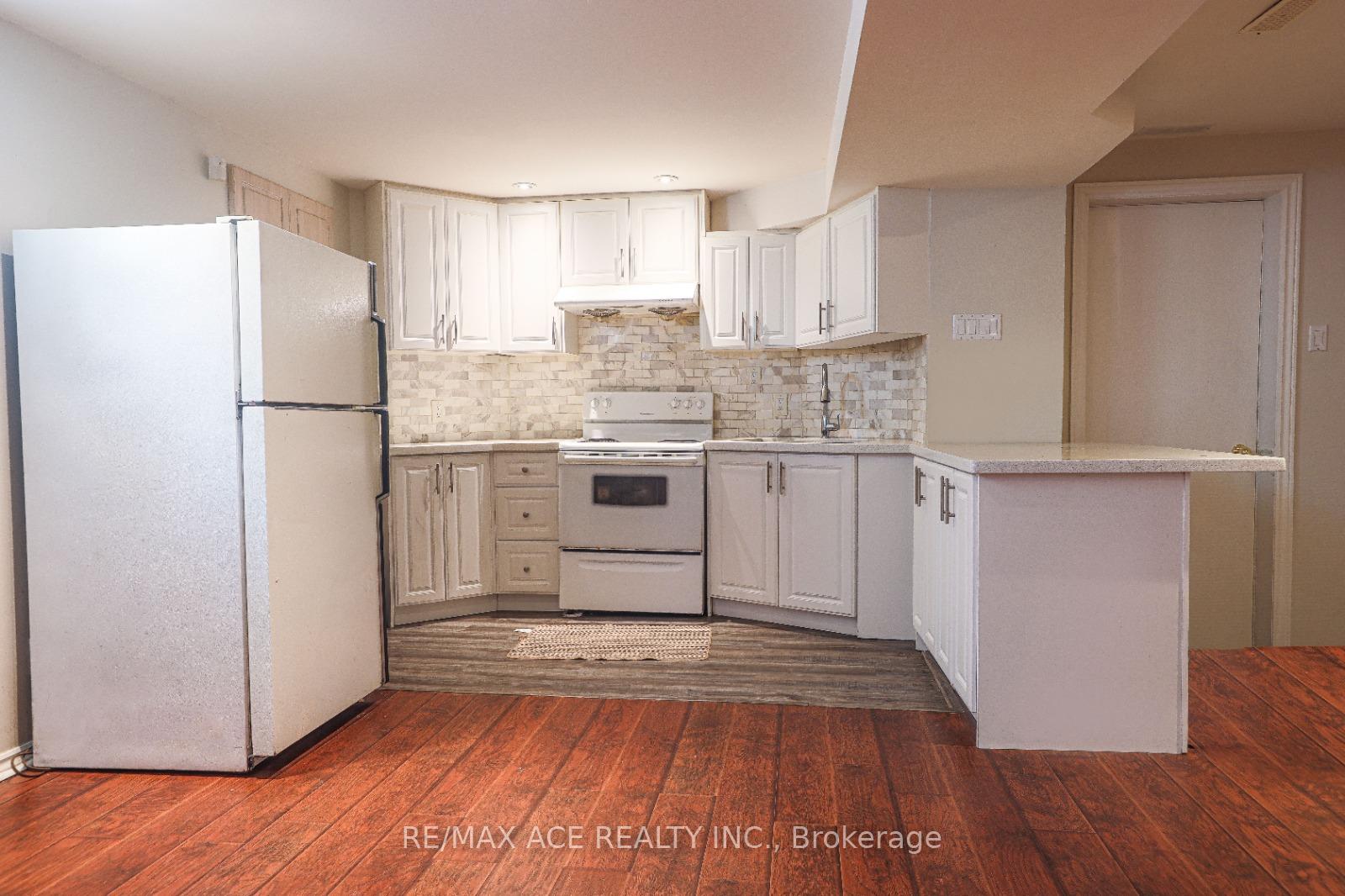 Photo 10 of Unit Bsmt, 51 Song Bird Drive, Markham, Rouge Fairways — HOMEH