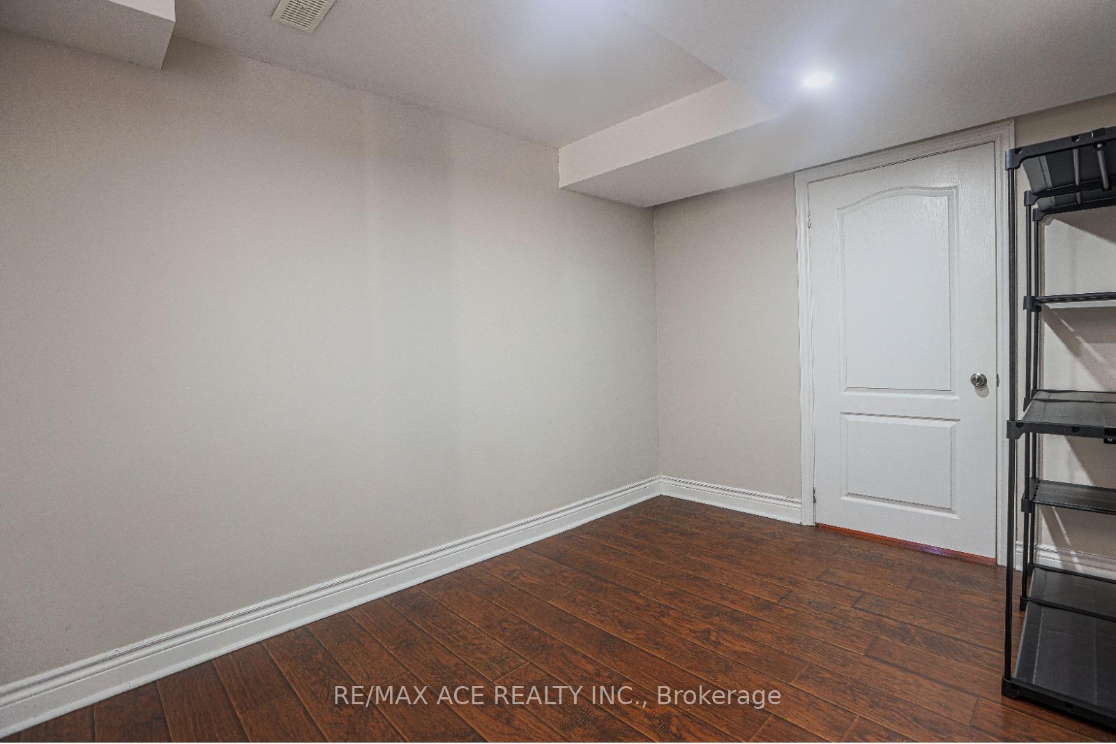 Photo 23 of Unit Bsmt, 51 Song Bird Drive, Markham, Rouge Fairways — HOMEH