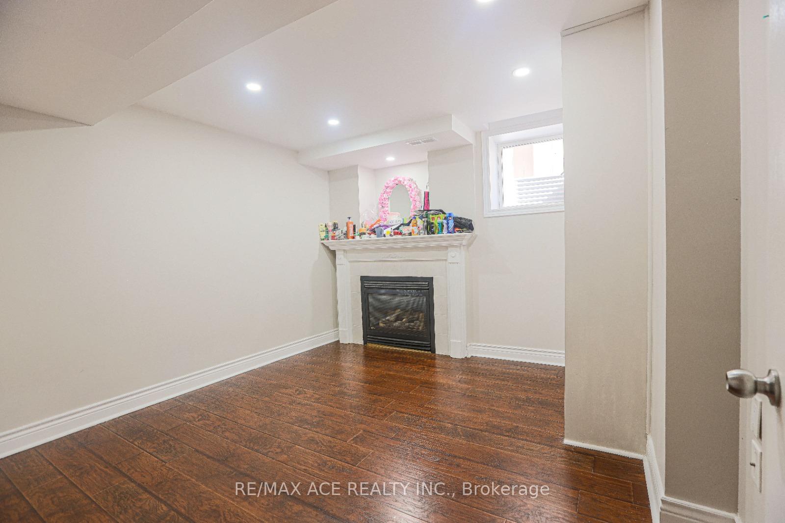 Photo 12 of Unit Bsmt, 51 Song Bird Drive, Markham, Rouge Fairways — HOMEH