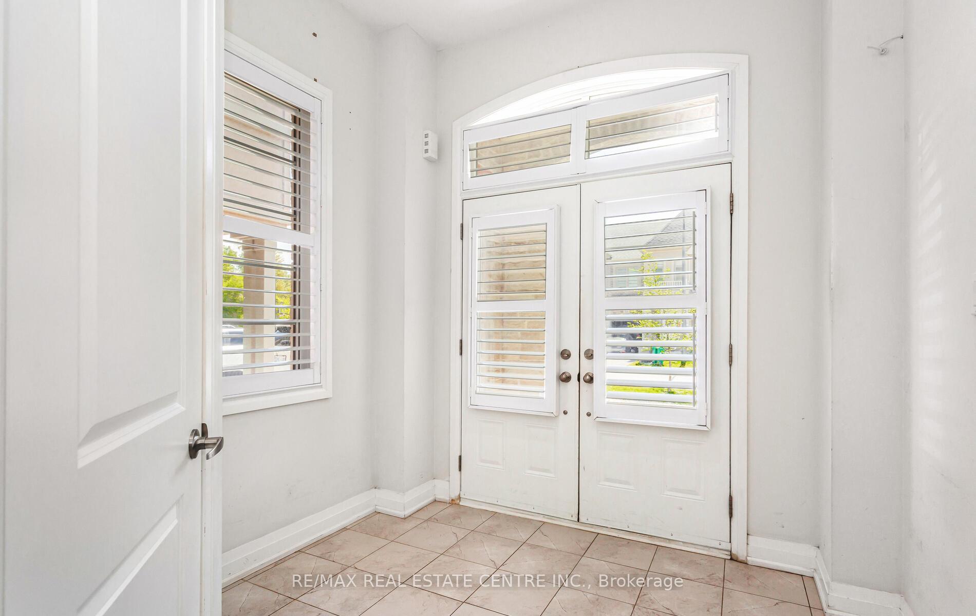 Photo 17 of 14 Dalbeattie Drive, Brampton, Bram West — HOMEH
