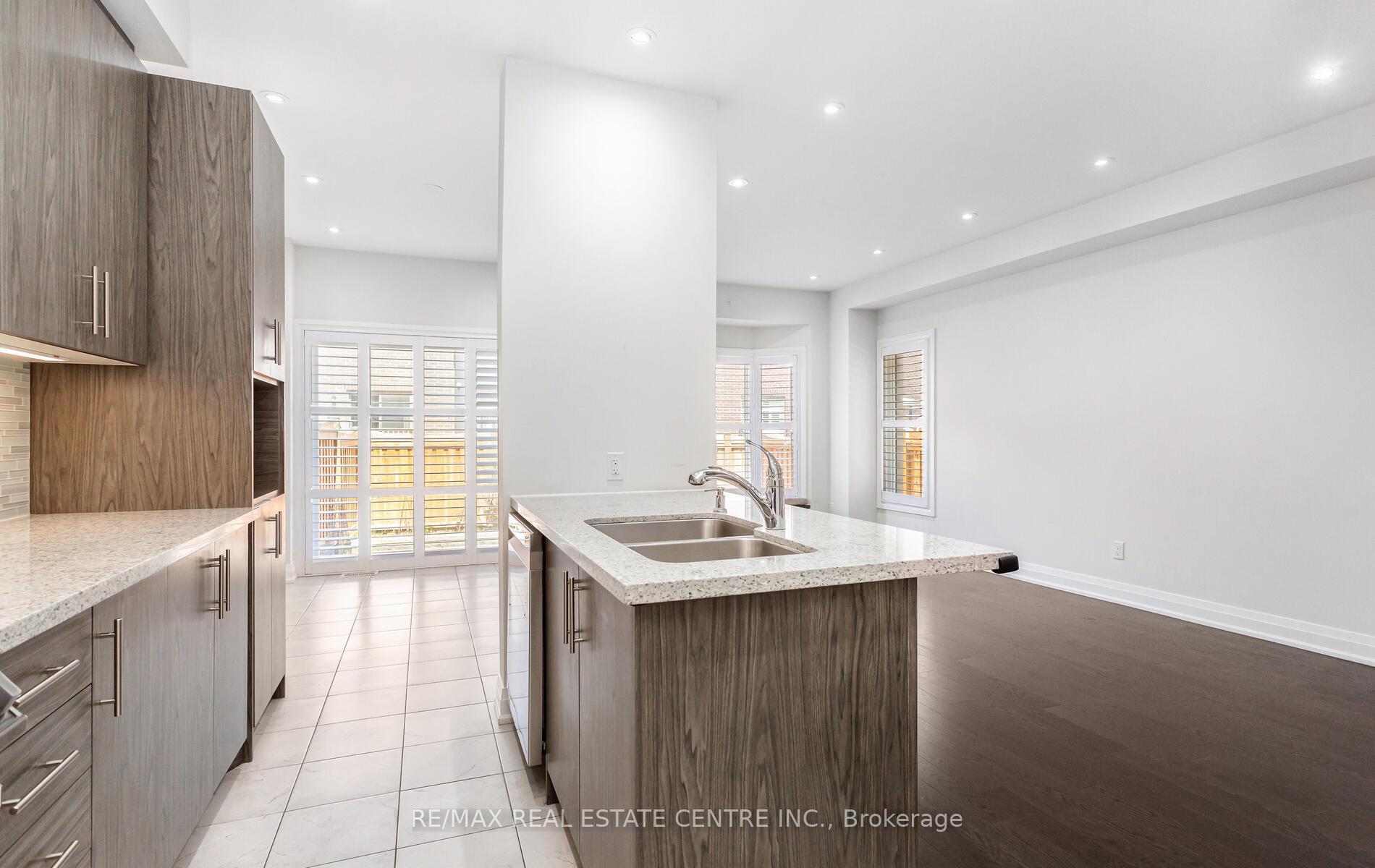 Photo 26 of 14 Dalbeattie Drive, Brampton, Bram West — HOMEH