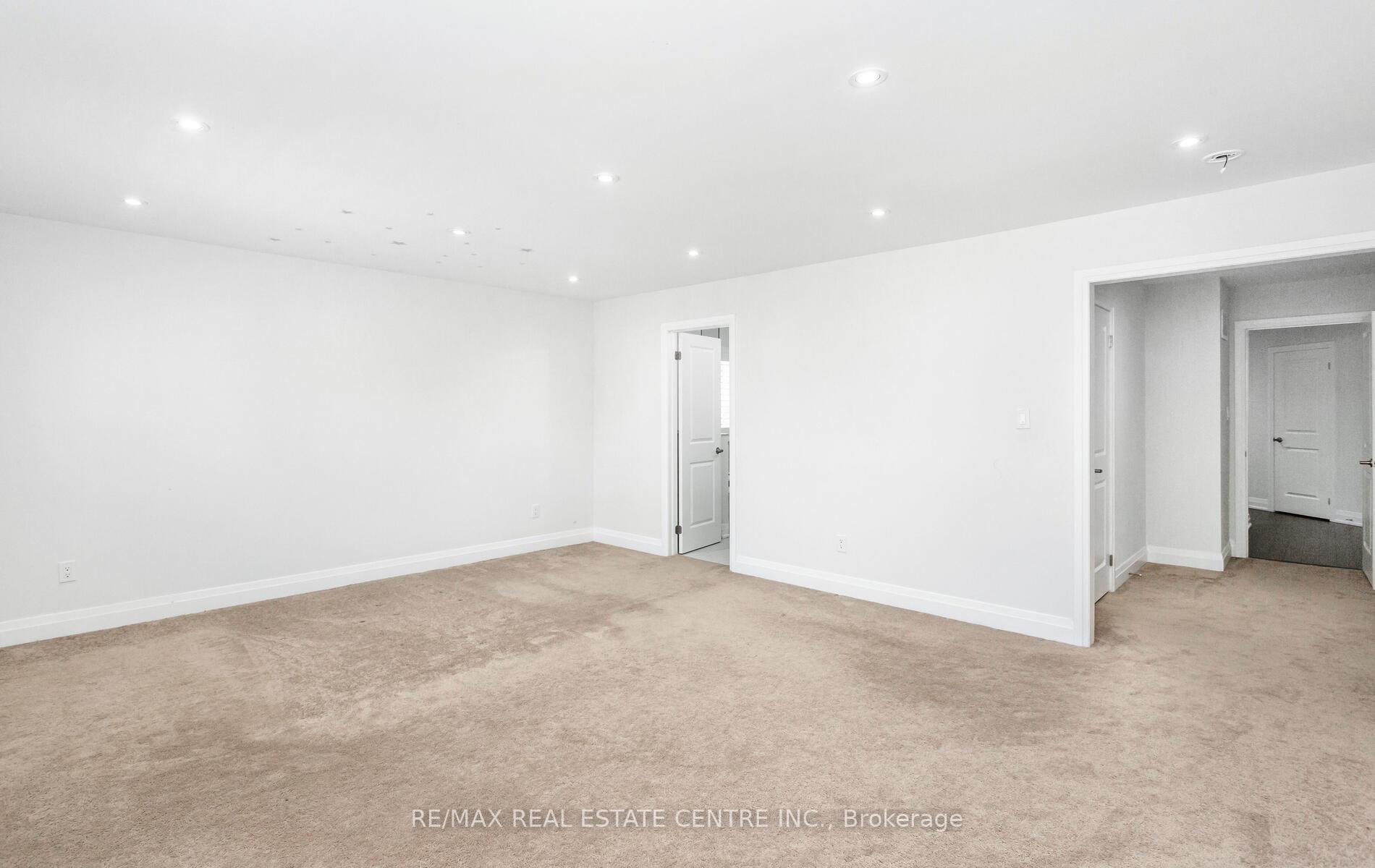 Photo 31 of 14 Dalbeattie Drive, Brampton, Bram West — HOMEH