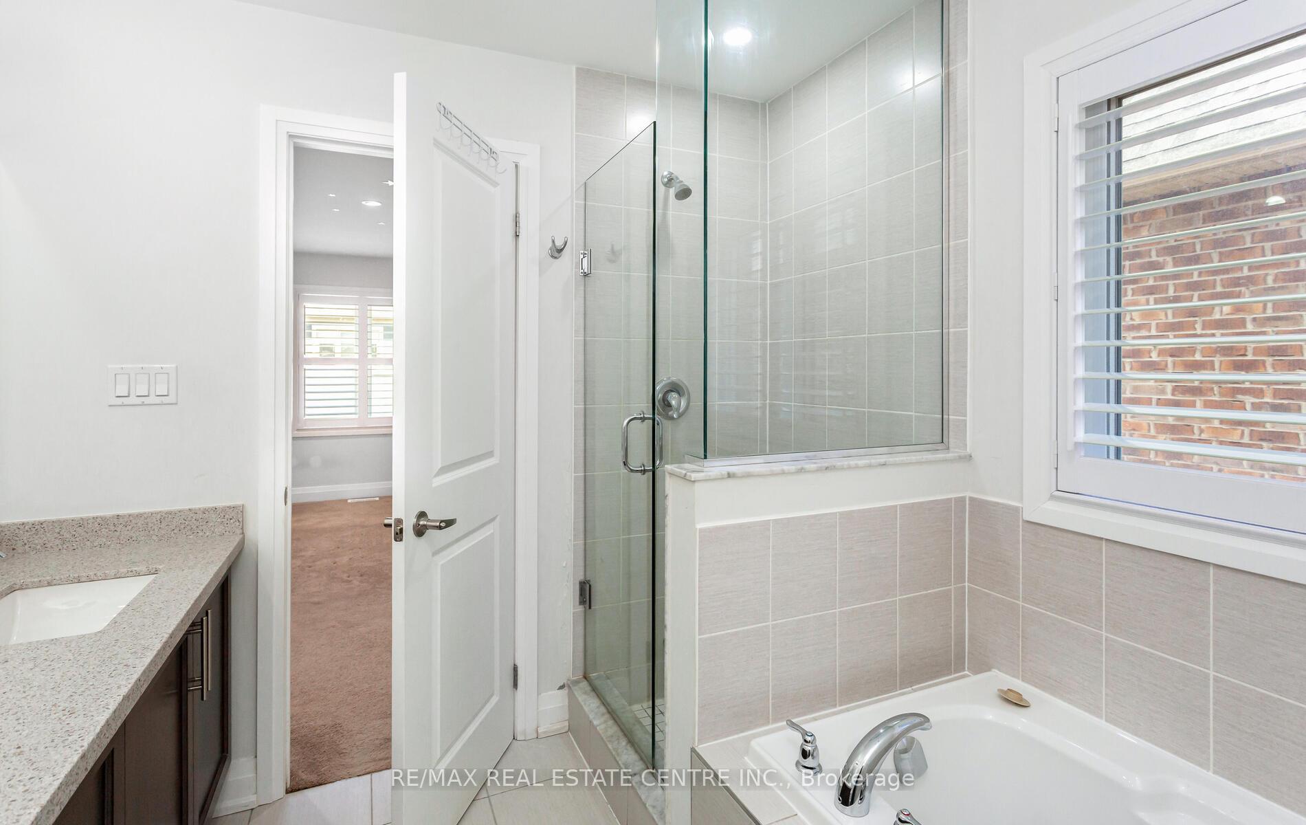 Photo 33 of 14 Dalbeattie Drive, Brampton, Bram West — HOMEH