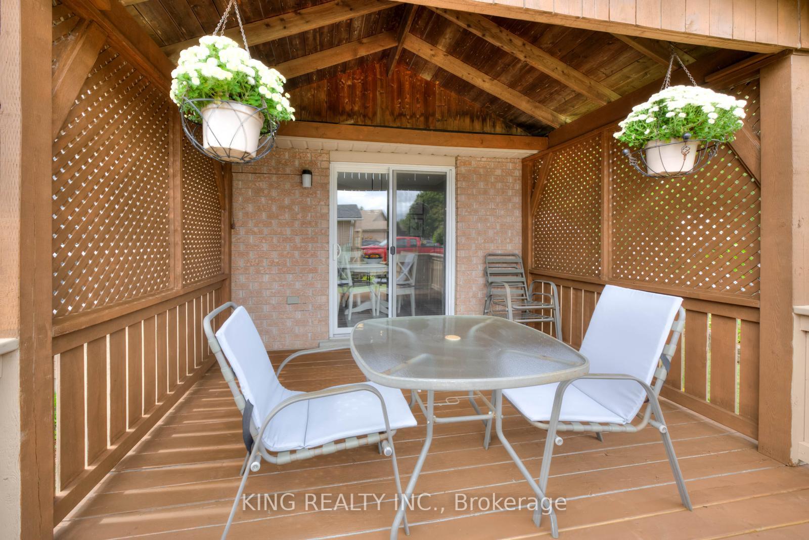 Photo 17 of Unit UNIT #A, 682 Pinerow Crescent, Waterloo — HOMEH