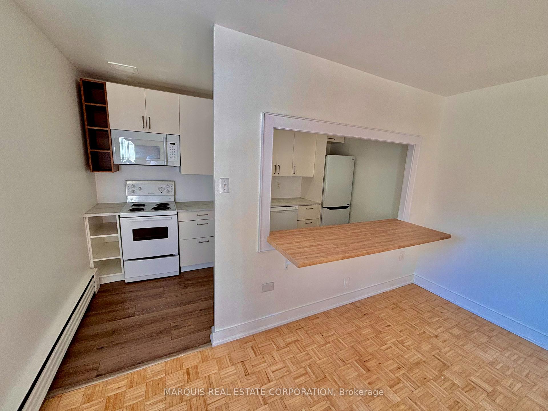 Photo 5 of Unit 204, 109 Beech Avenue, Toronto, The Beaches — HOMEH