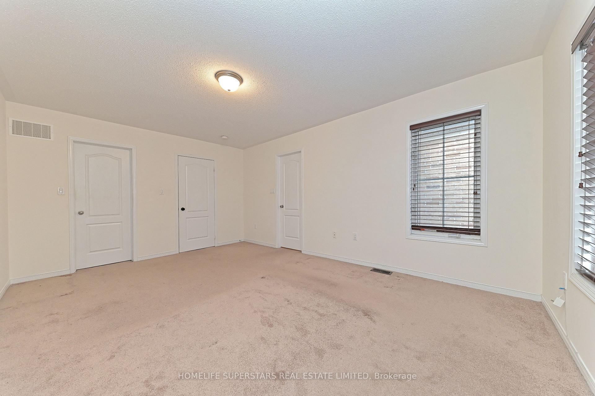 Photo 22 of 9 Yellowknife Road, Brampton, Sandringham-Wellington North — HOMEH