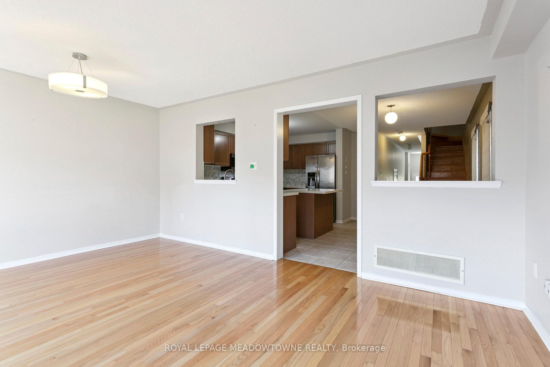 Photo 20 of Unit Upper, 132 Crystalview Crescent, Brampton, Bram East — HOMEH