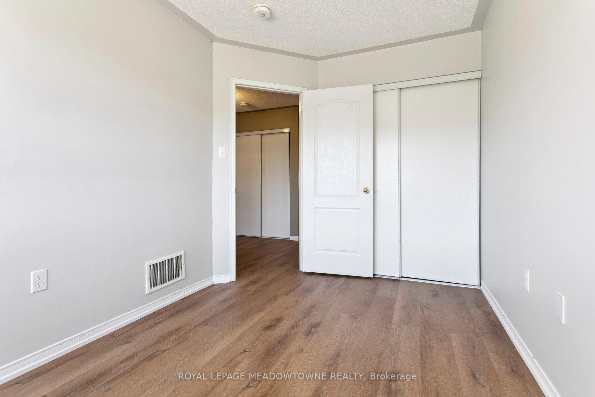 Photo 33 of Unit Upper, 132 Crystalview Crescent, Brampton, Bram East — HOMEH