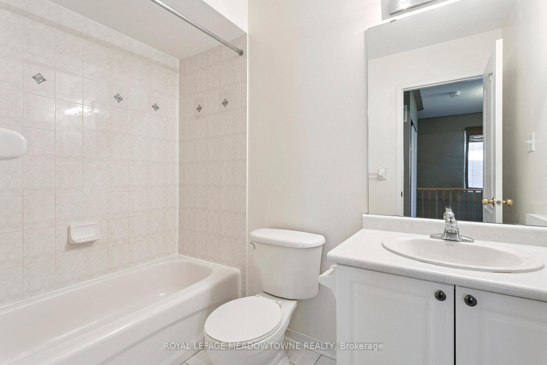Photo 36 of Unit Upper, 132 Crystalview Crescent, Brampton, Bram East — HOMEH