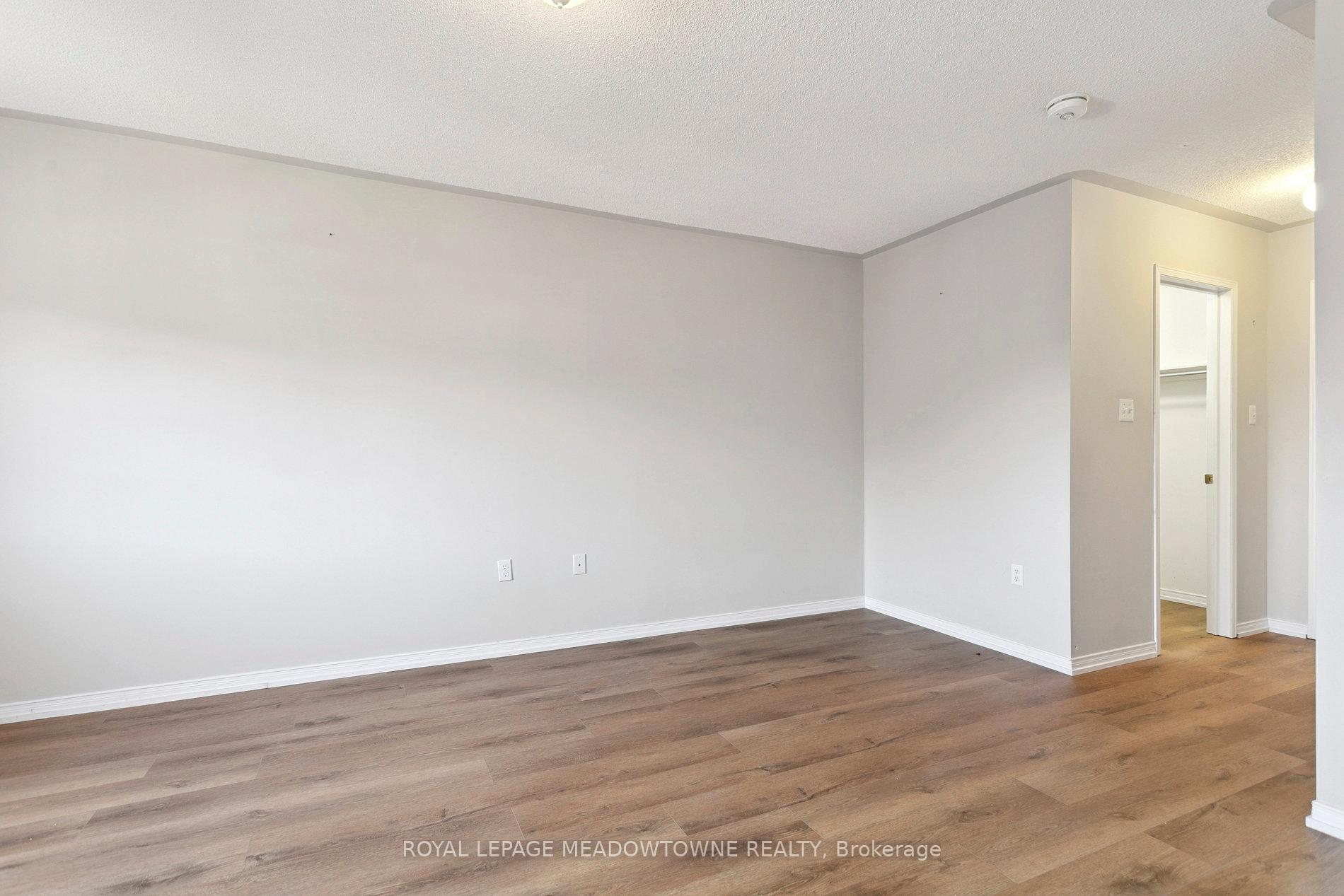Photo 31 of Unit Upper, 132 Crystalview Crescent, Brampton, Bram East — HOMEH
