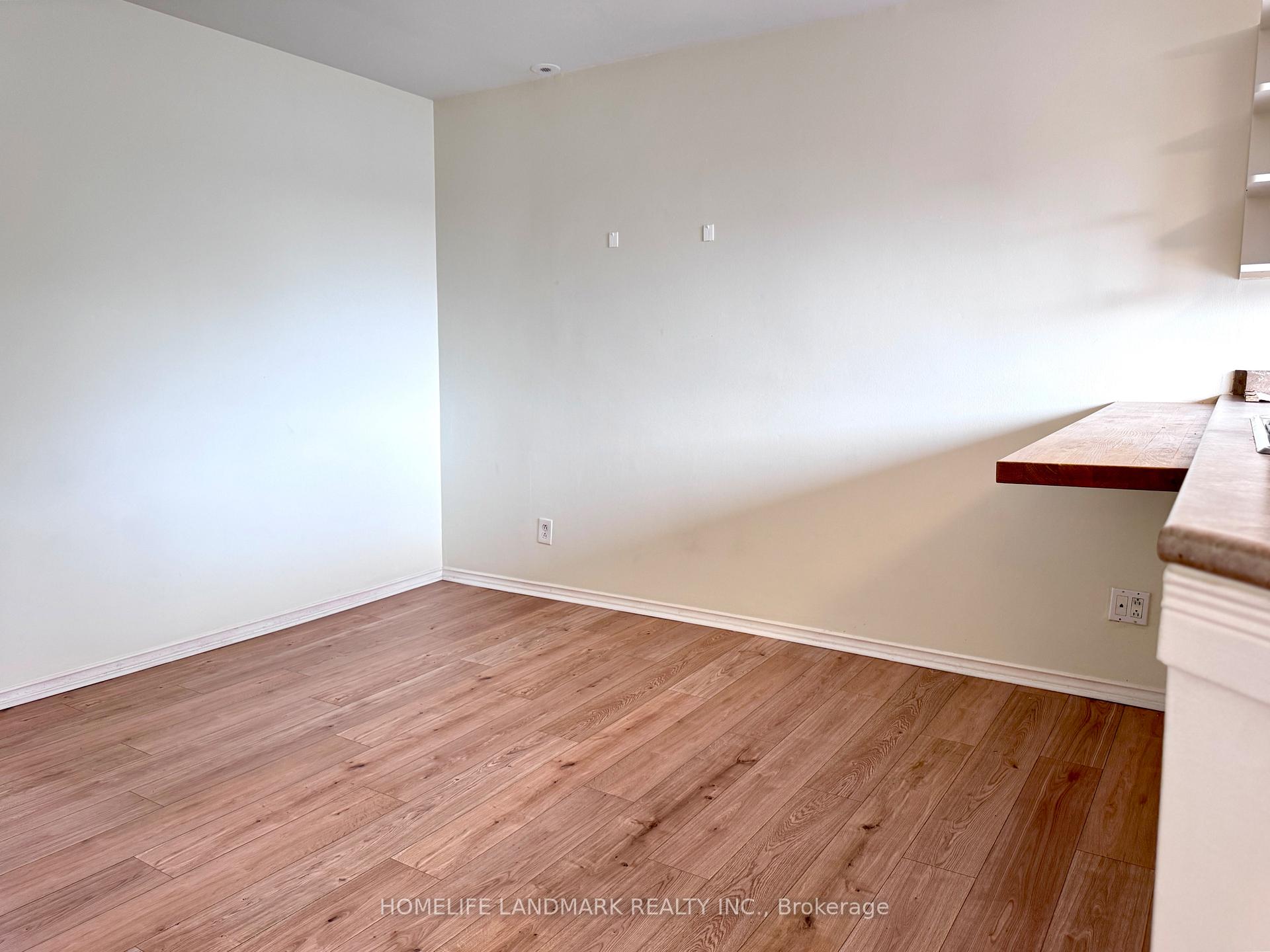 Photo 7 of Unit Unit 3, 373 Broadview Avenue, Toronto, North Riverdale — HOMEH