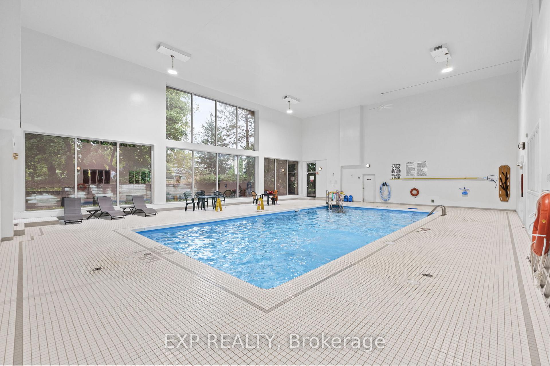 Photo 22 of Unit 304, 270 Brittany Drive, Ottawa, Viscount Alexander Park — HOMEH