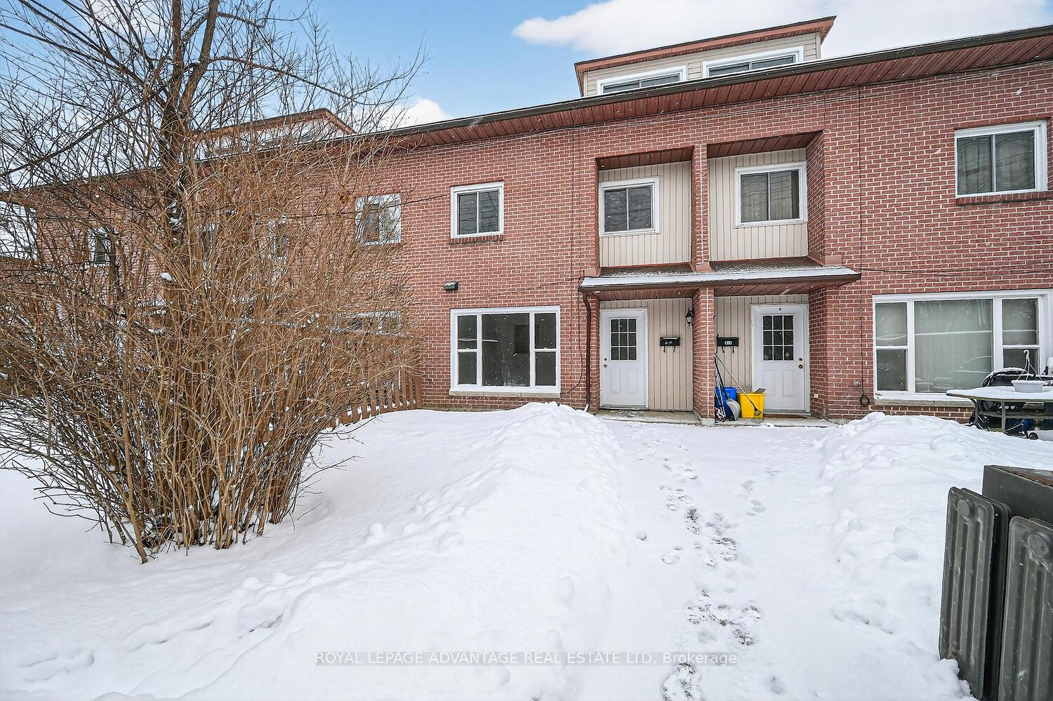 Front of Unit P, 4 Pearl Street