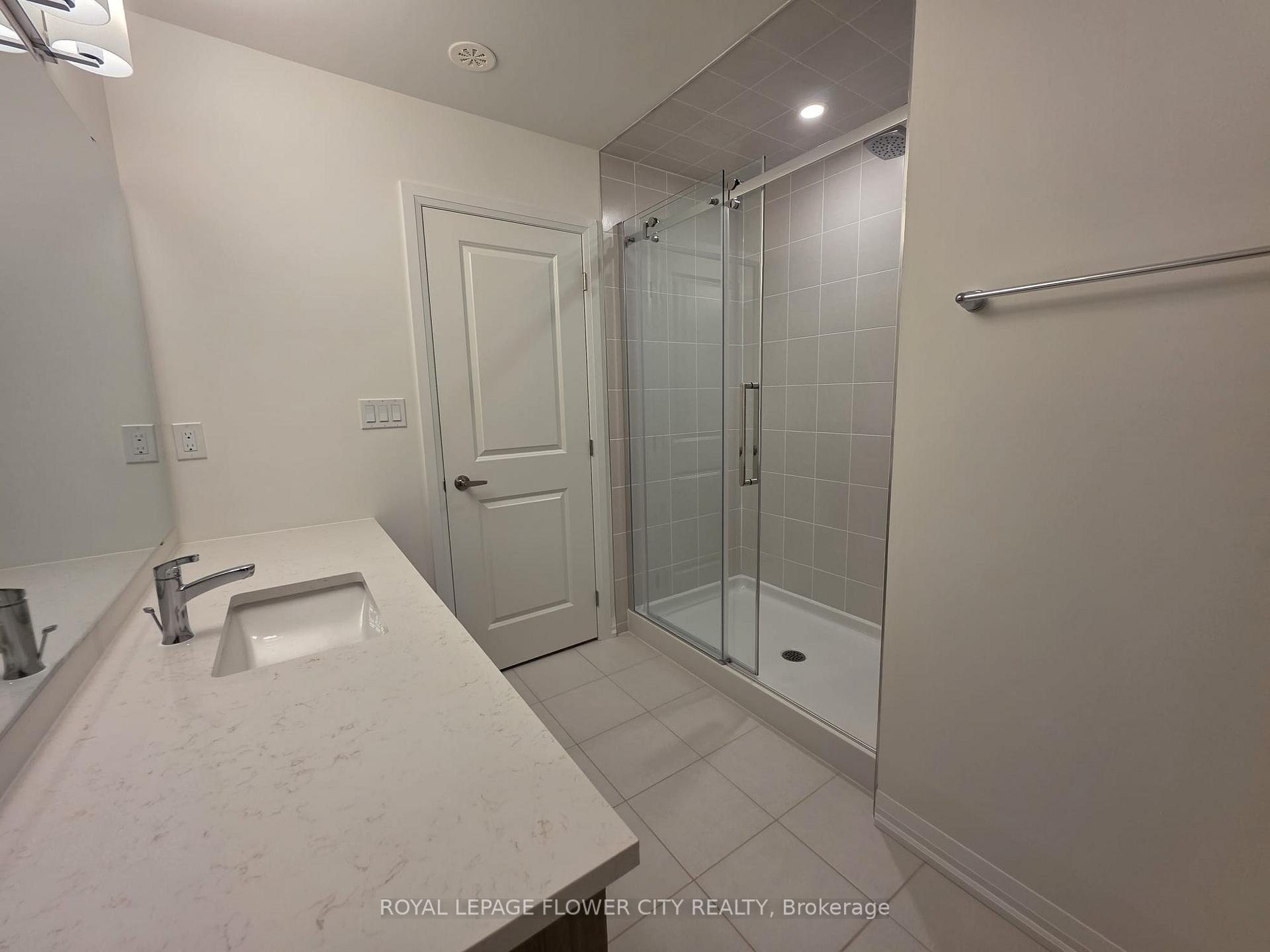 Photo 18 of 15 Moosehead Drive, Brampton, Northwest Brampton — HOMEH