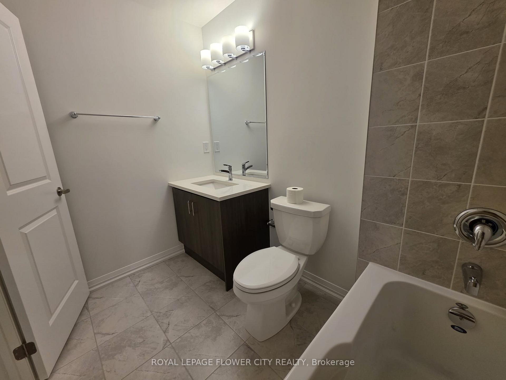 Photo 15 of 15 Moosehead Drive, Brampton, Northwest Brampton — HOMEH
