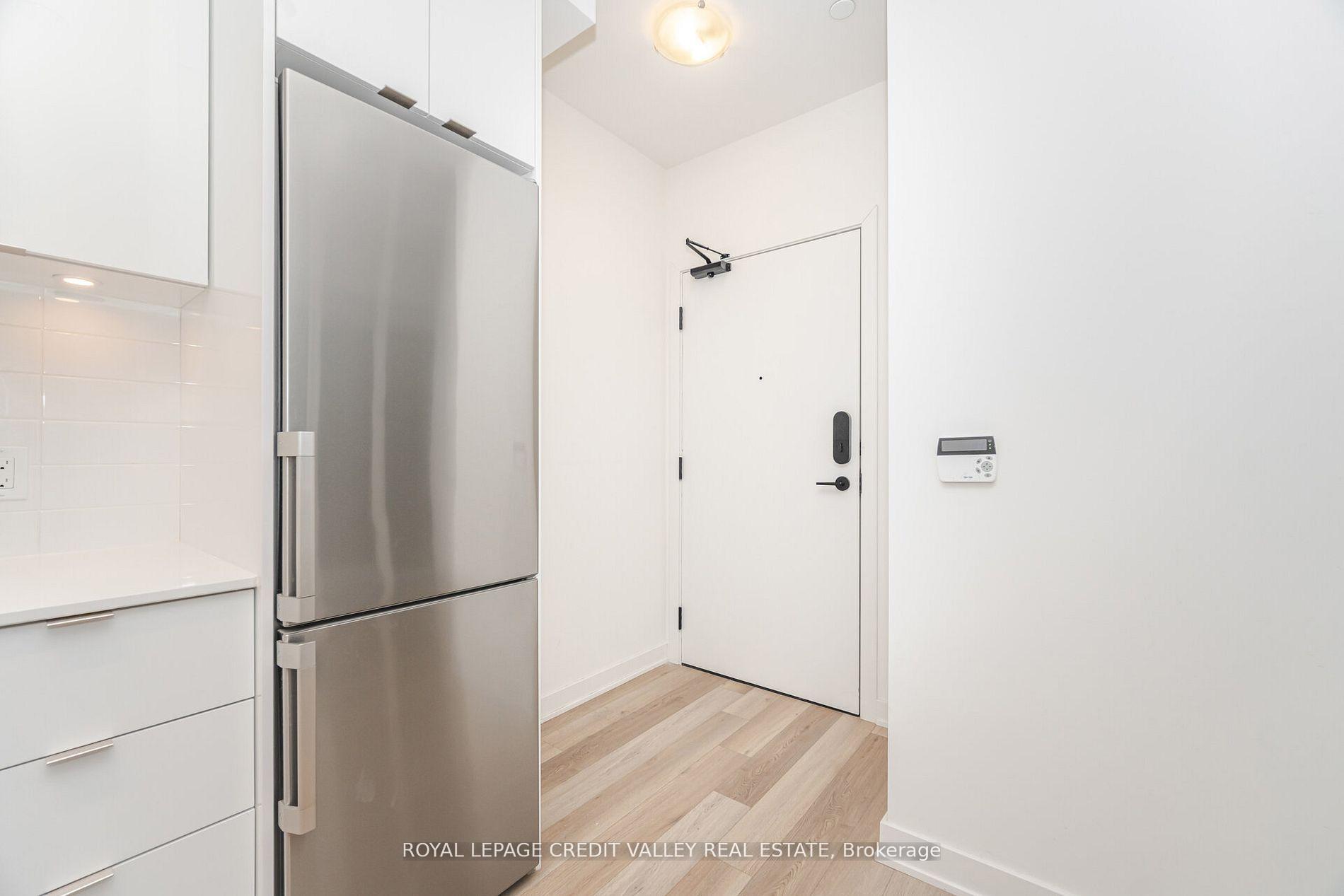 Photo 2 of Unit 413, 70 Princess Street E, Toronto, Waterfront Communities — HOMEH