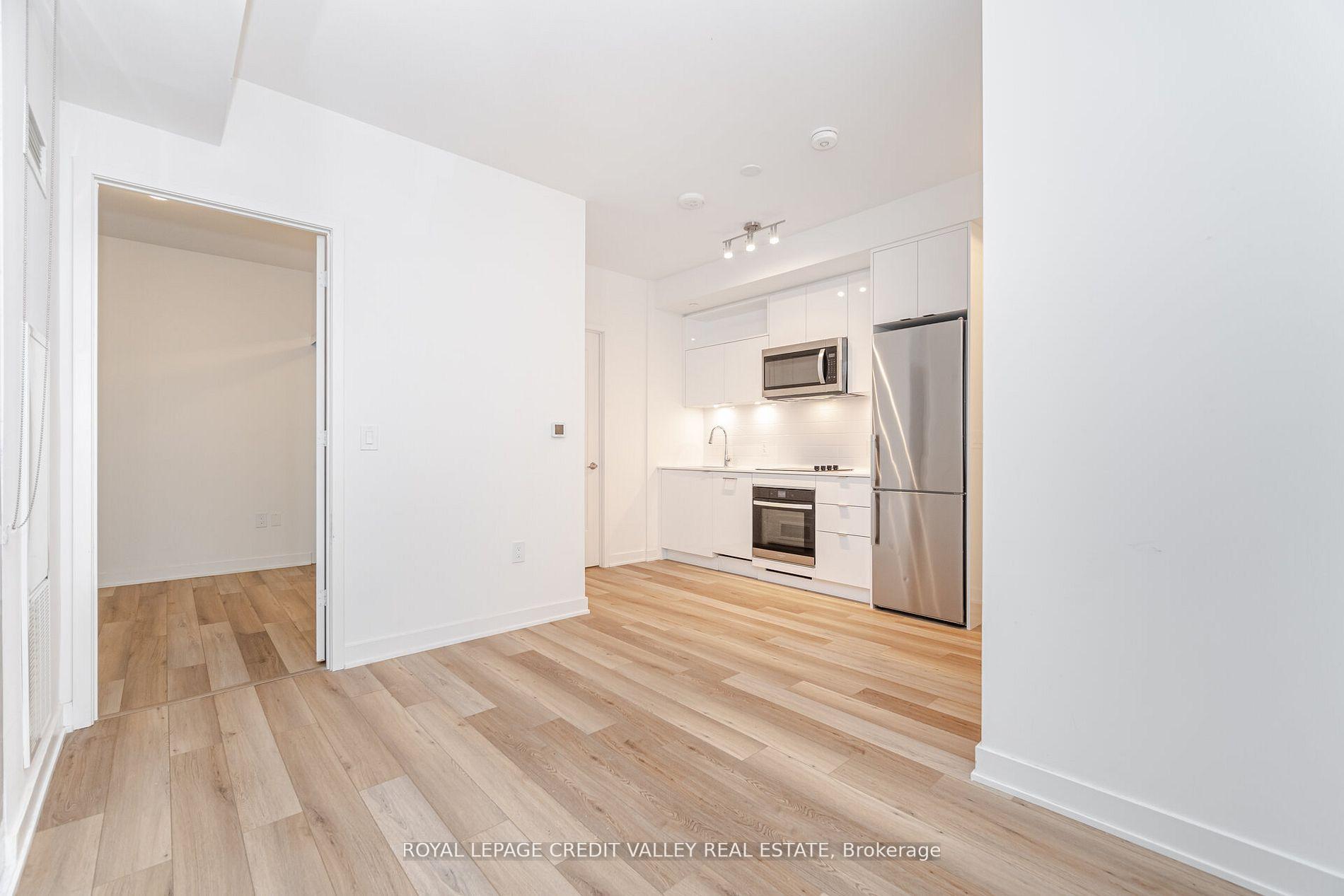 Photo 6 of Unit 413, 70 Princess Street E, Toronto, Waterfront Communities — HOMEH